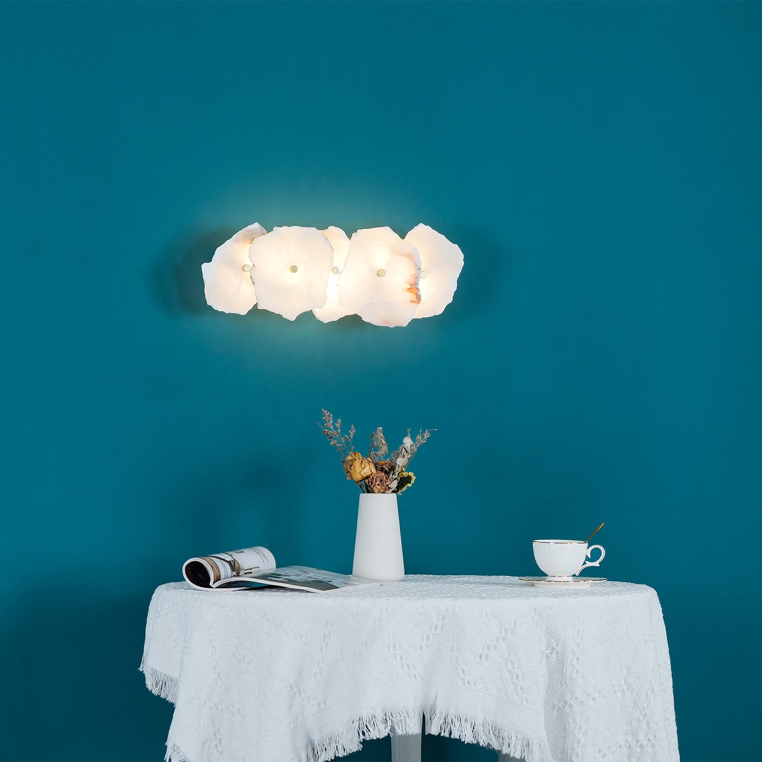Ritta Alabaster Flower Wall Lamp
