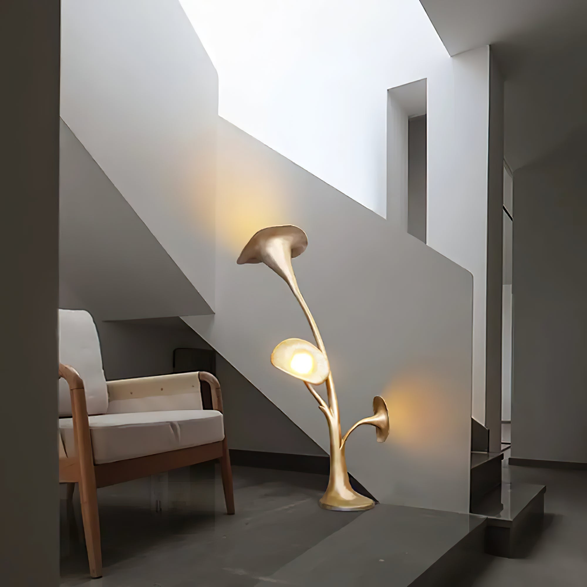 Esole Floral Brass Floor Lamp - Blowlighting
