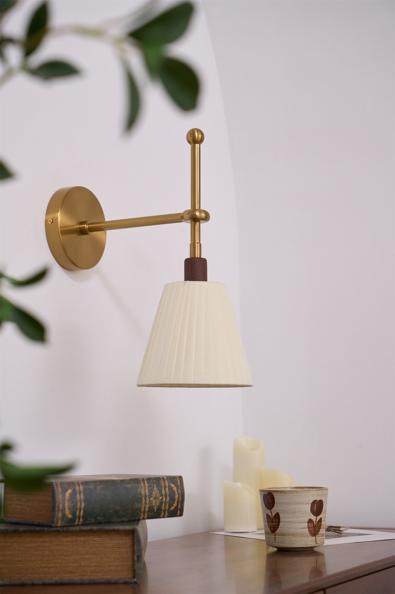 Lustra Wall Lamp Pleated Fabric Brass - Letslighting