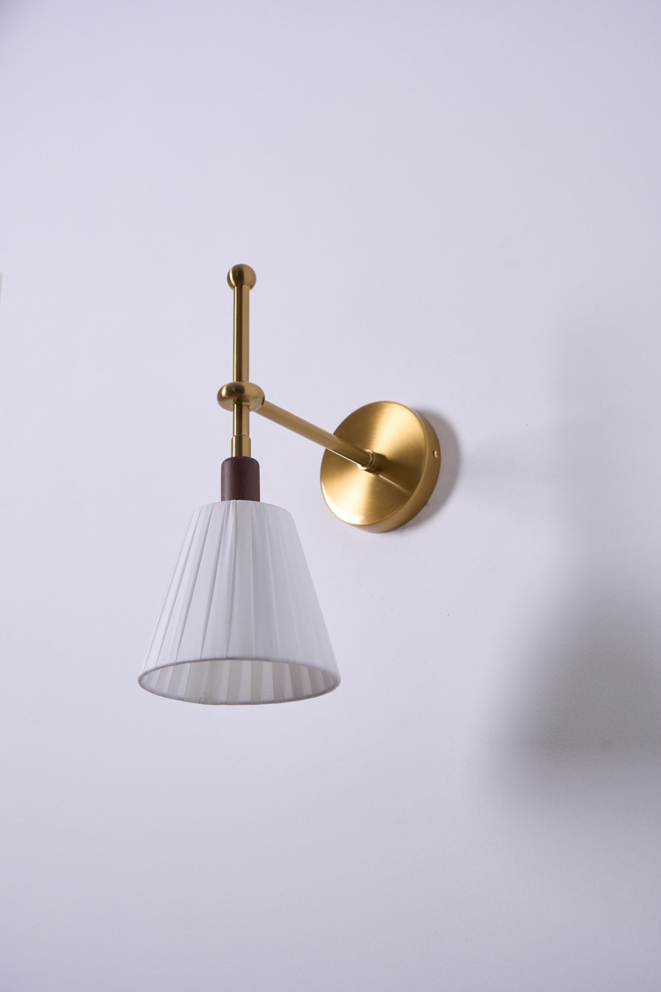Lustra Wall Lamp Pleated Fabric Brass - Letslighting