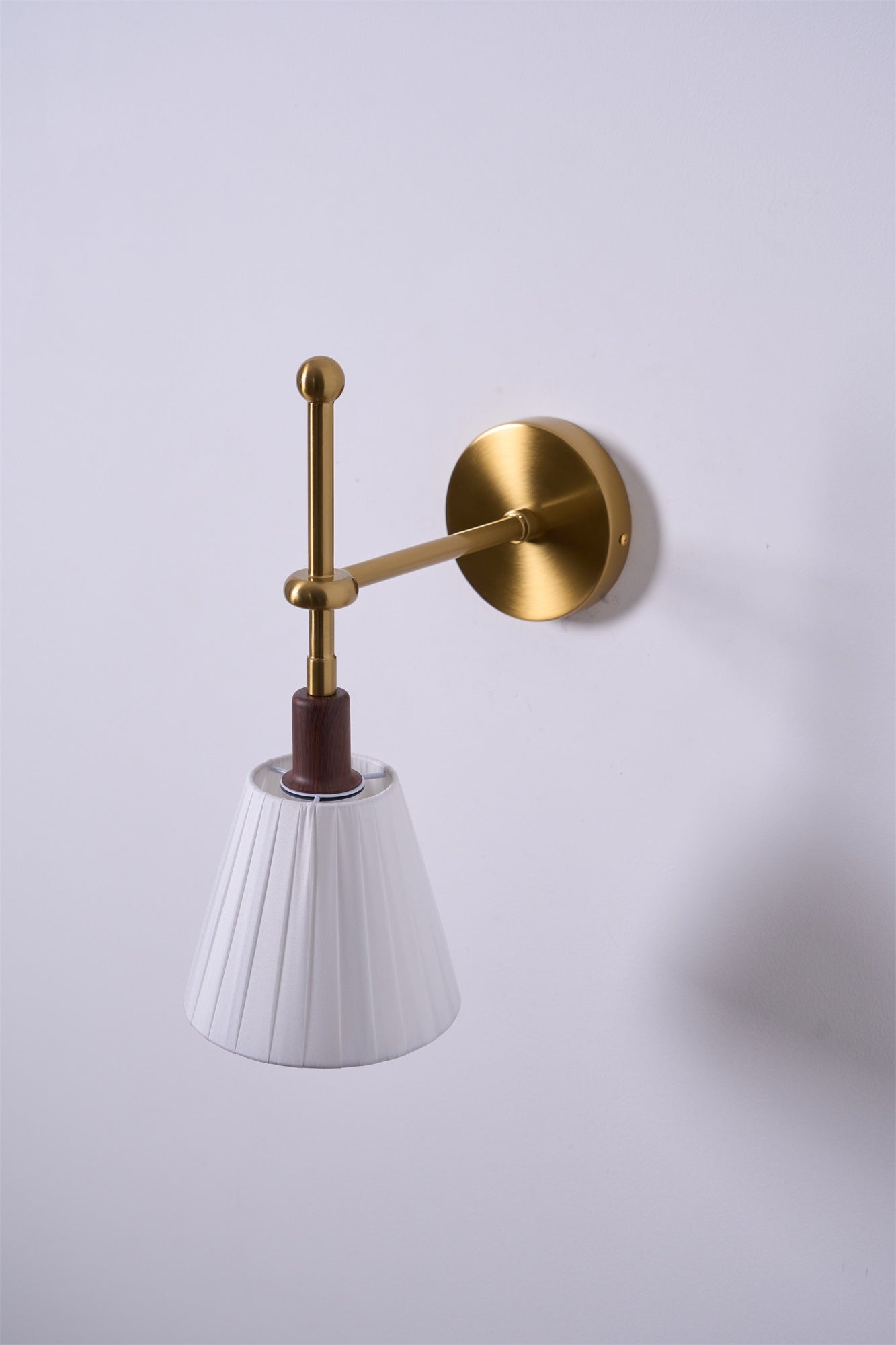 Lustra Wall Lamp Pleated Fabric Brass - Letslighting