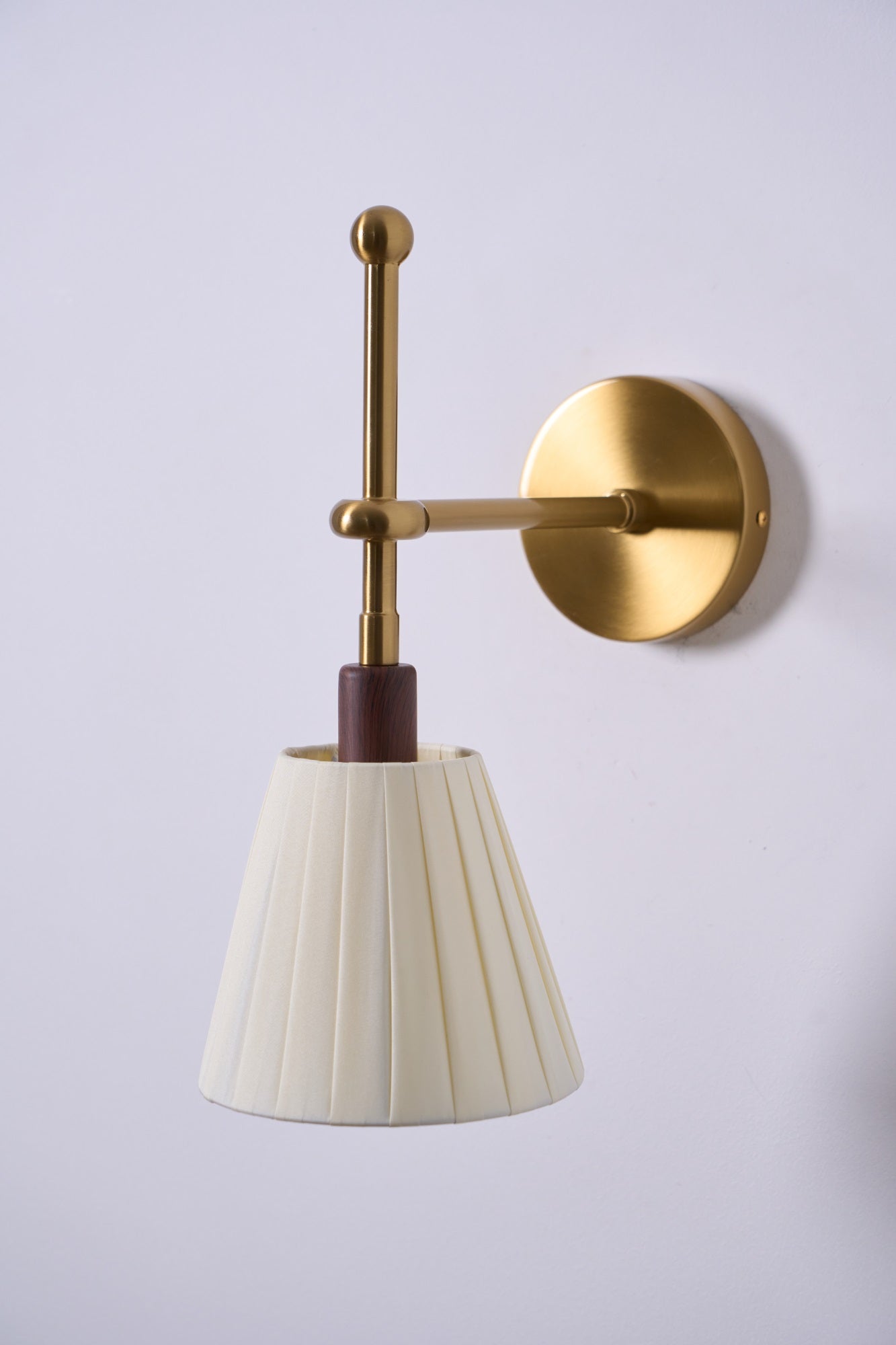 Lustra Wall Lamp Pleated Fabric Brass - Letslighting