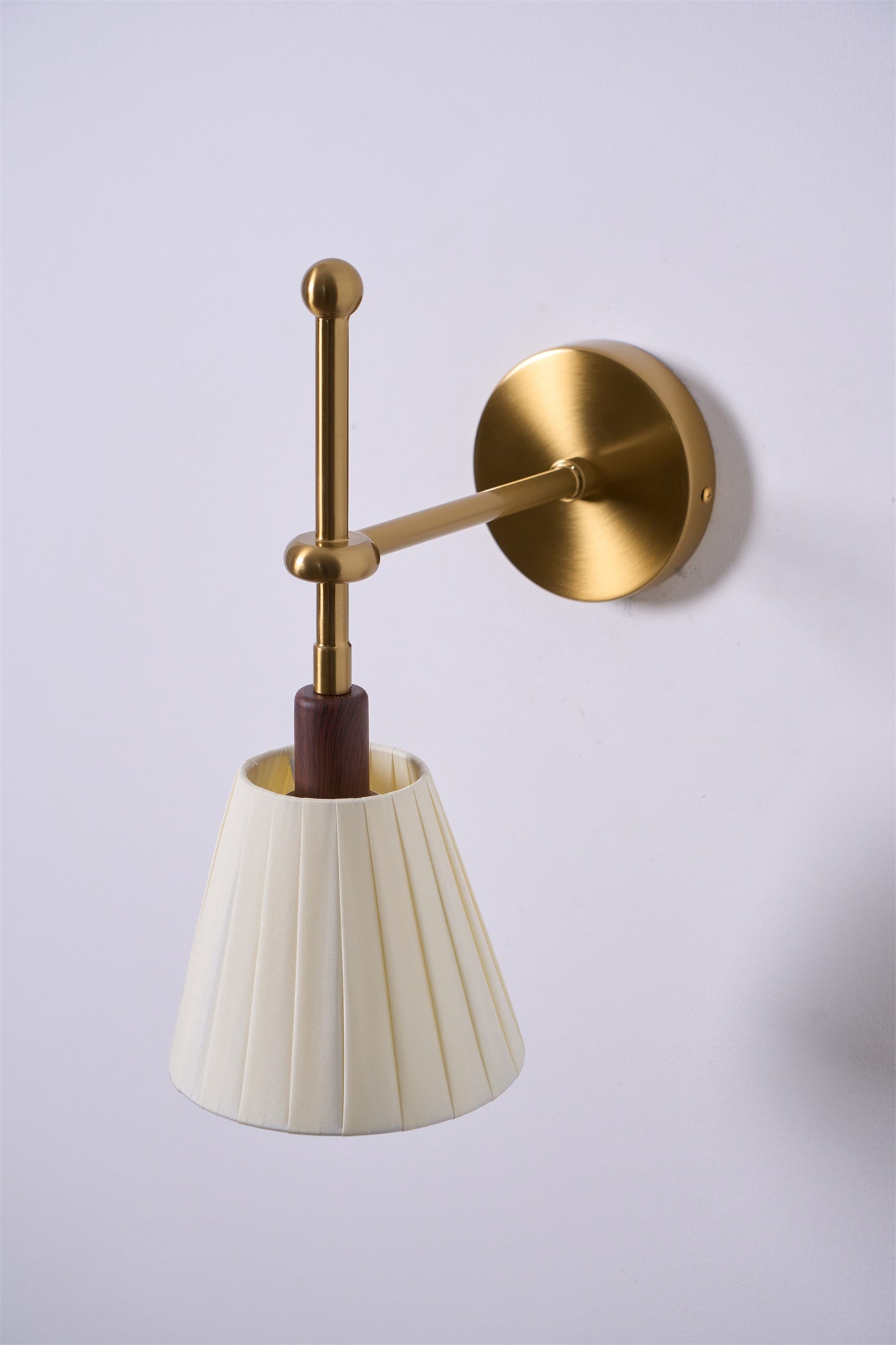 Lustra Wall Lamp Pleated Fabric Brass - Letslighting