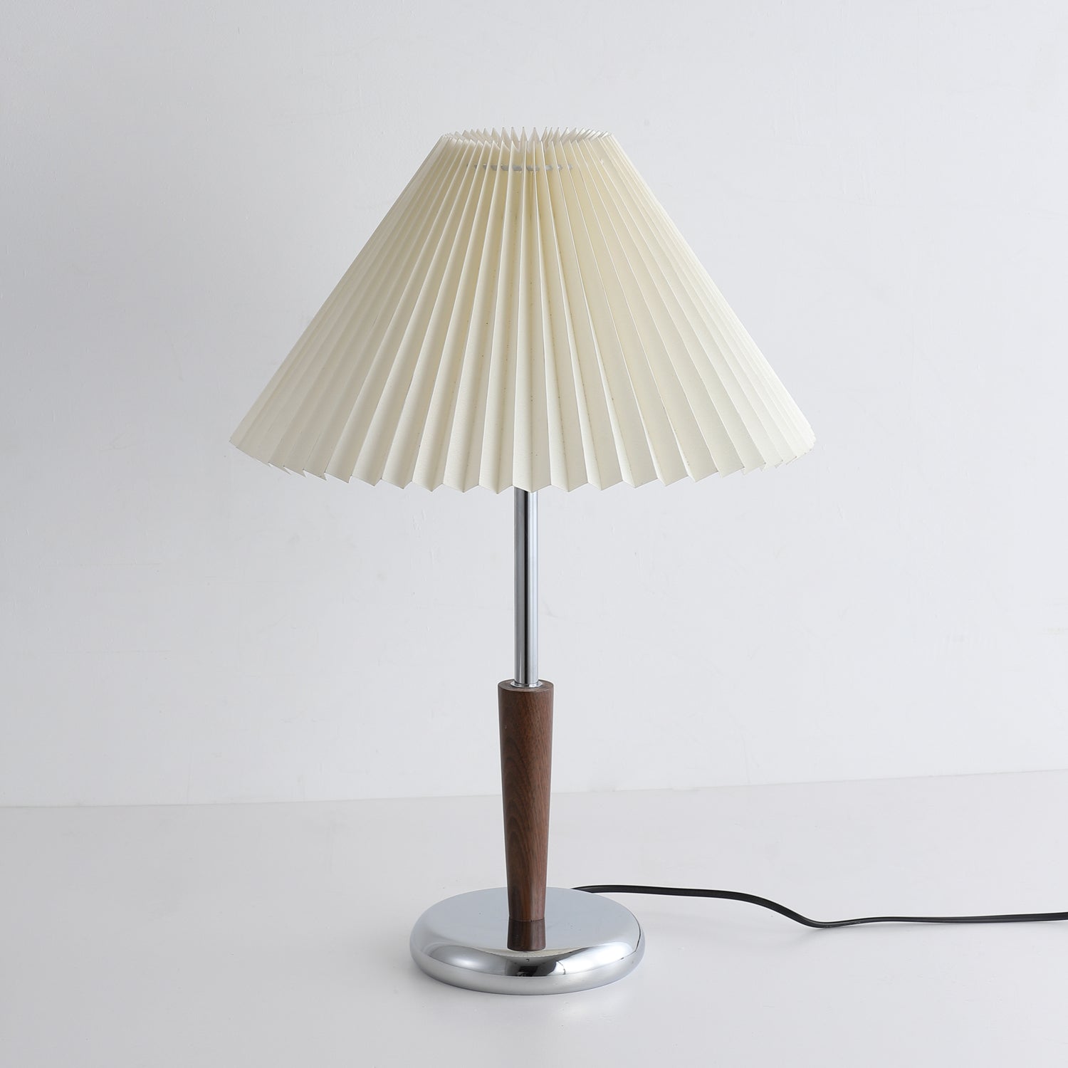 Lynnea Modern Wood & Fabric Table Lamp