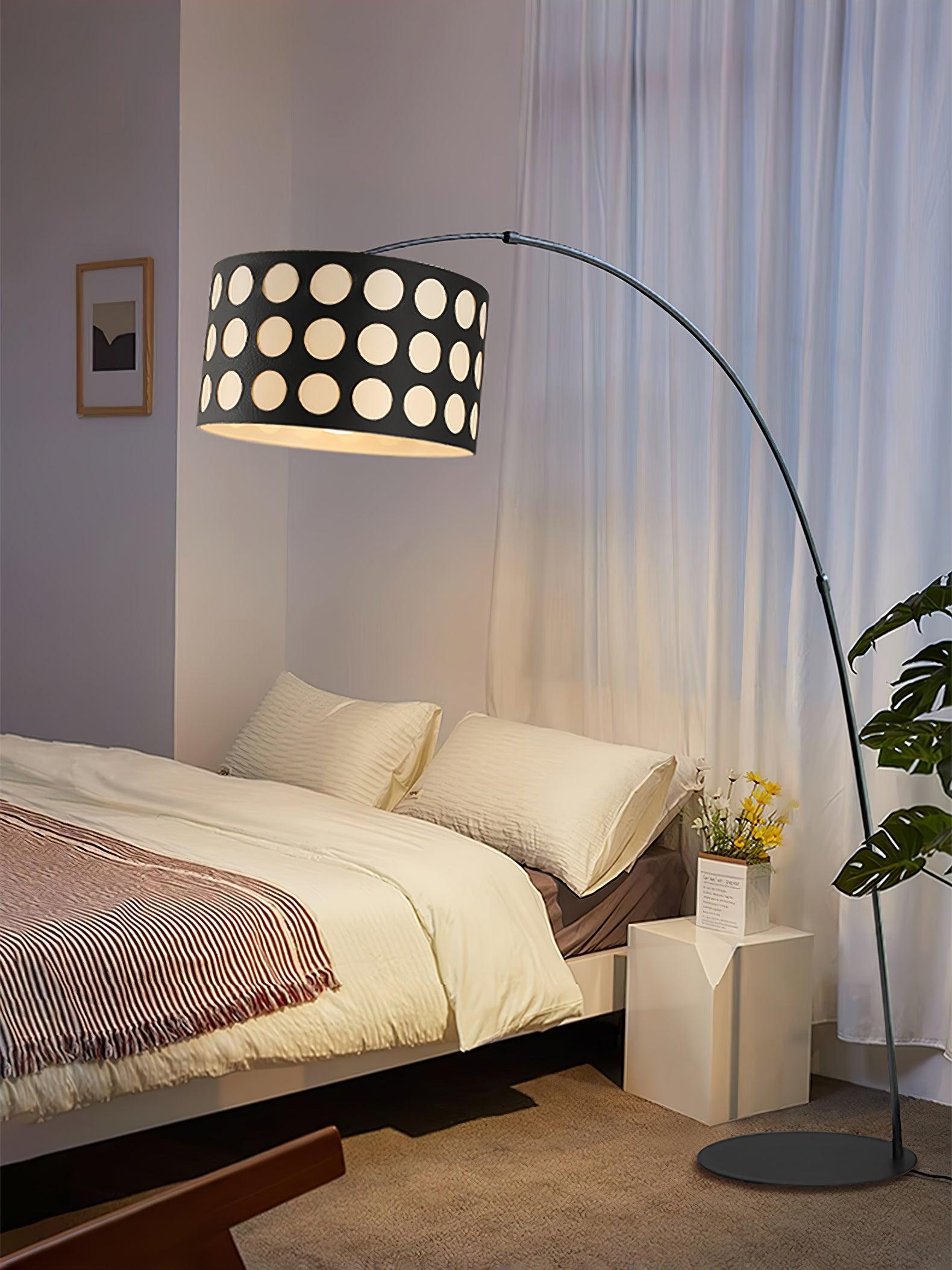Avmirion Noir Arc Floor Lamp - Letslighting