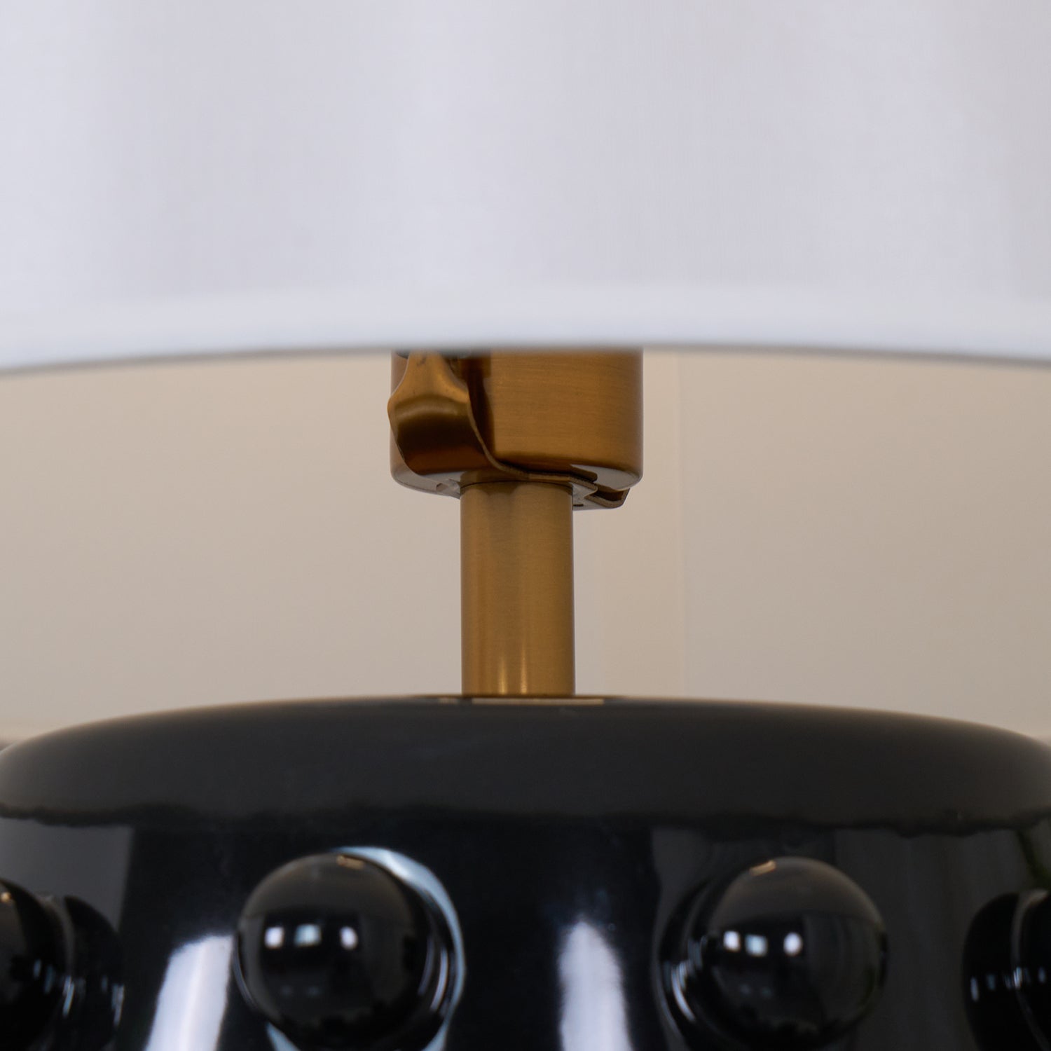 Nexan Ceramic Fabric Table Lamp - Letslighting