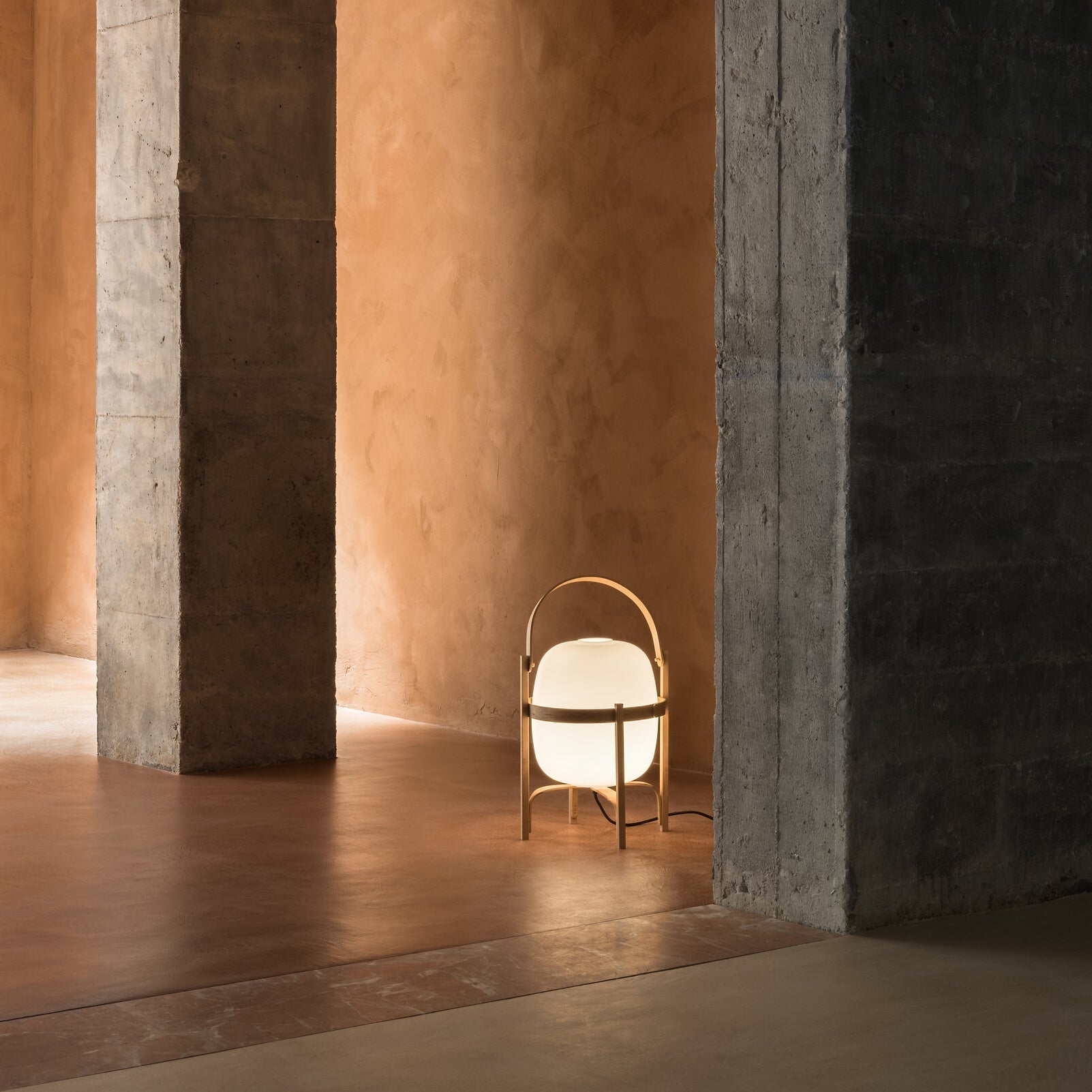 Lethra Wood Glass Table Lamp - Letslighting