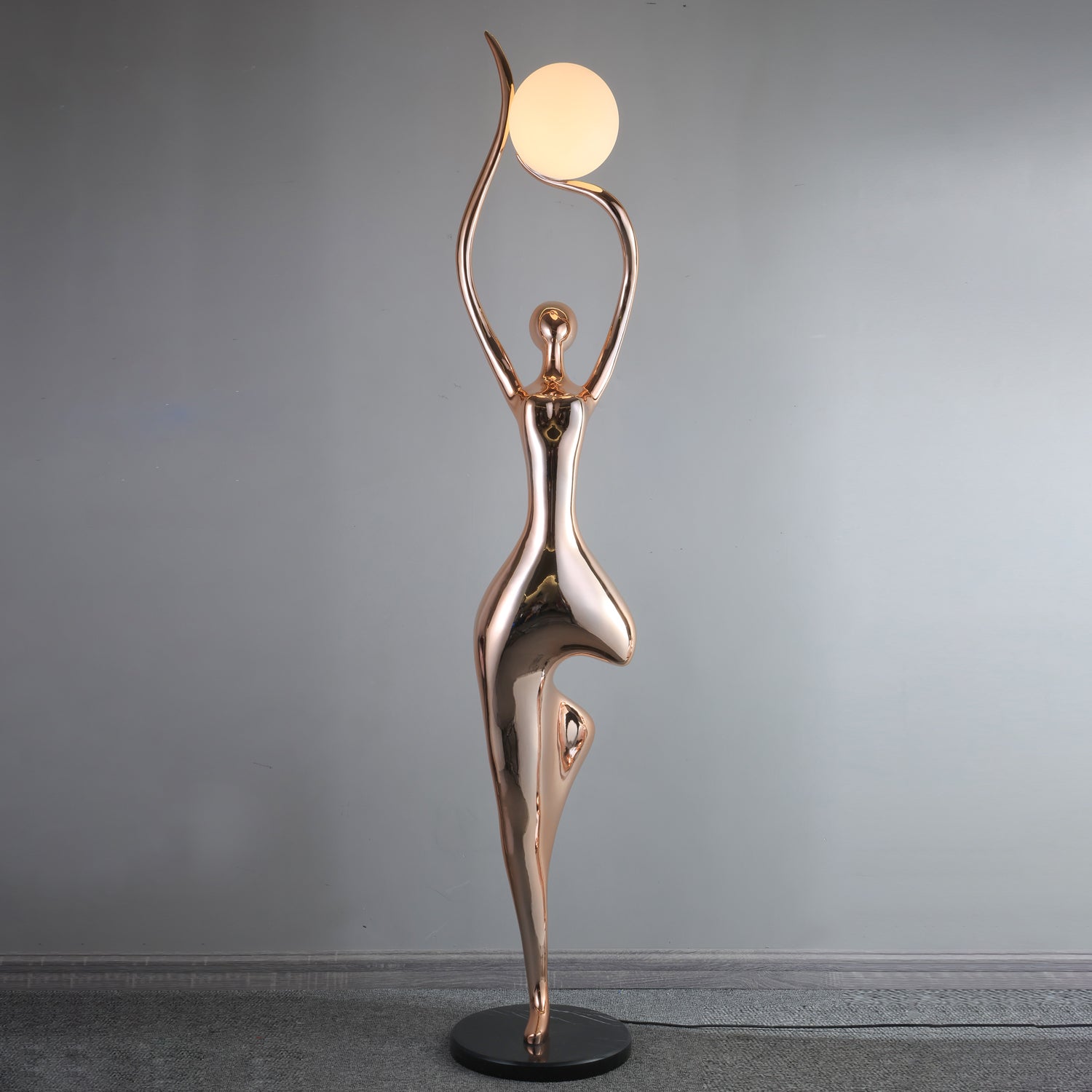 Emiryra Golden Sculptural Floor Lamp - Letslighting