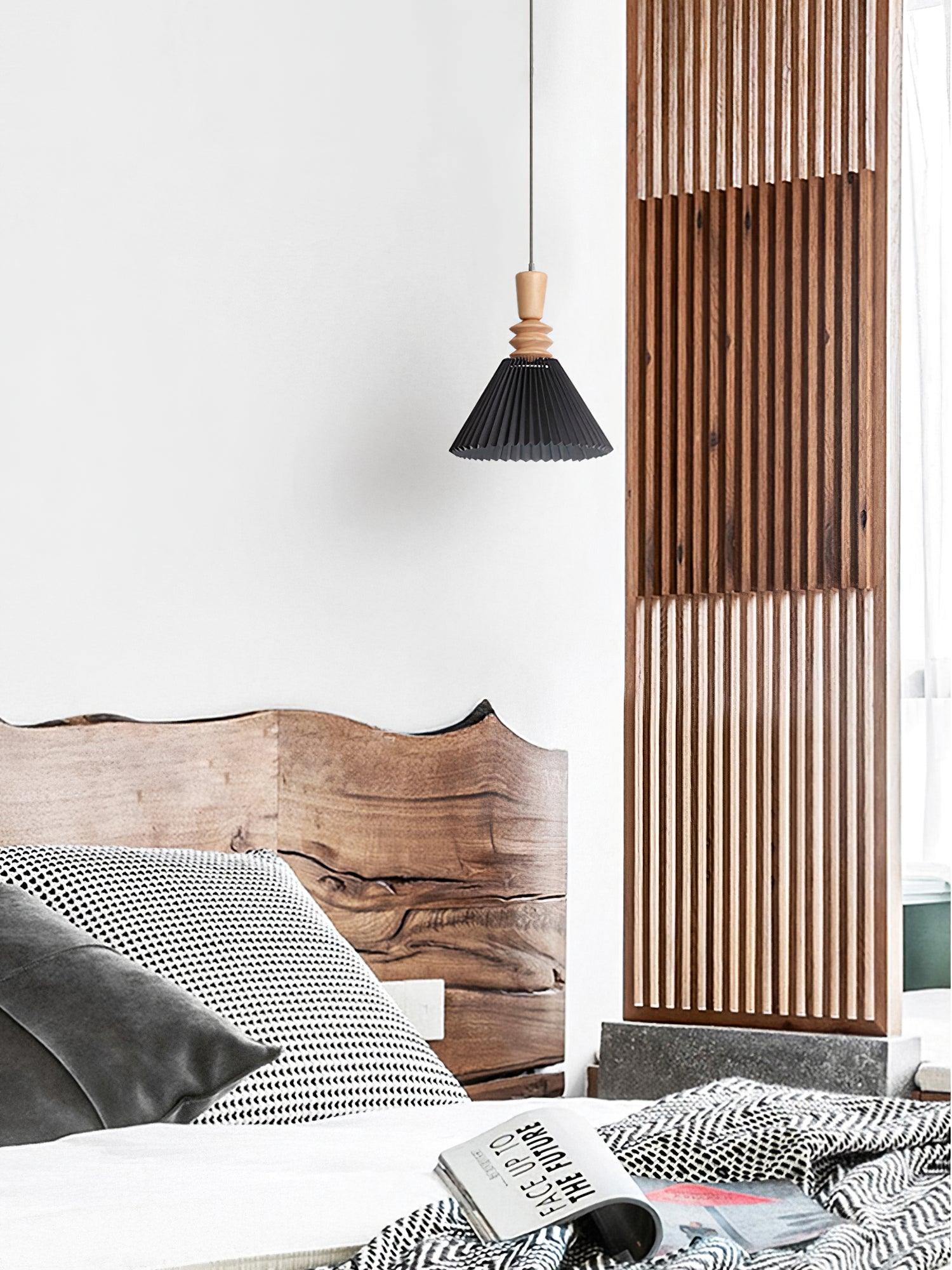 Eurrinion Wood Pendant Light