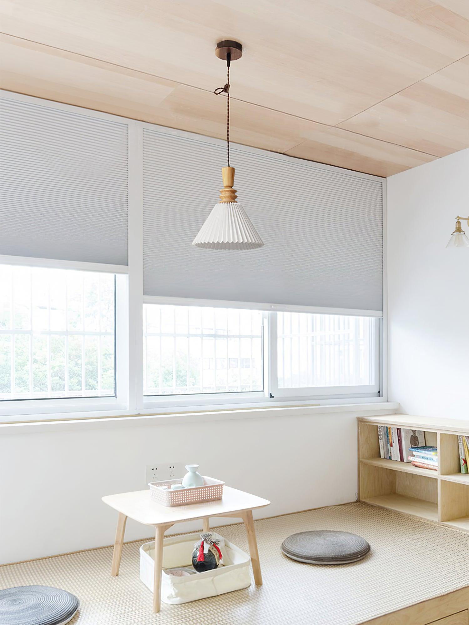 Eurrinion Wood Pendant Light