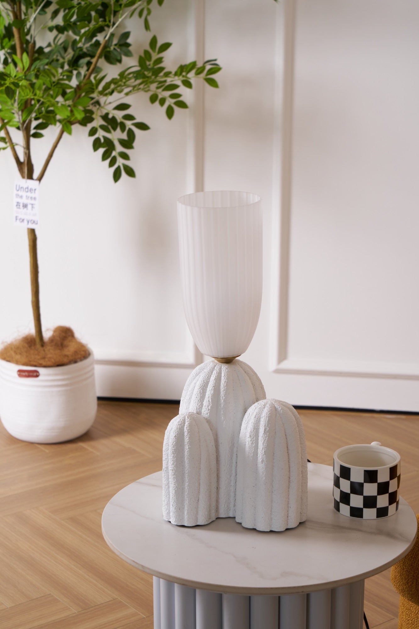 Zaraice Resin Artistic Table Lamp - Letslighting