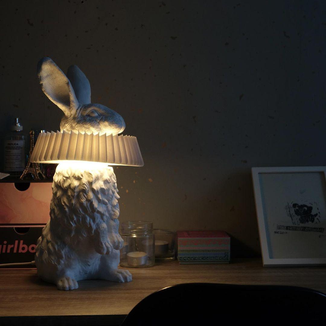 Eldaian Resin Playful Table Lamp - Letslighting