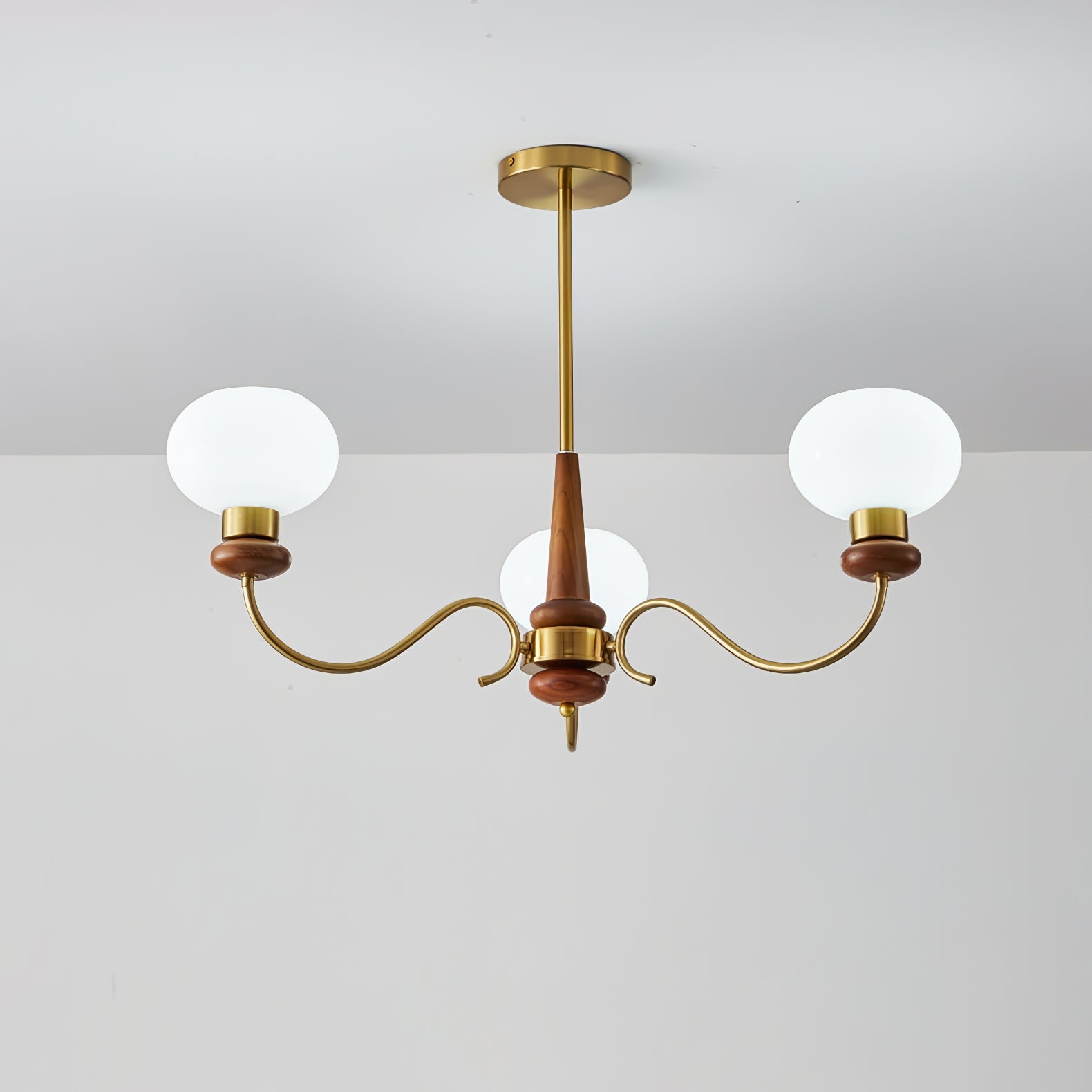 Lustra Chandelier Brass Wood Globe Classic - Letslighting