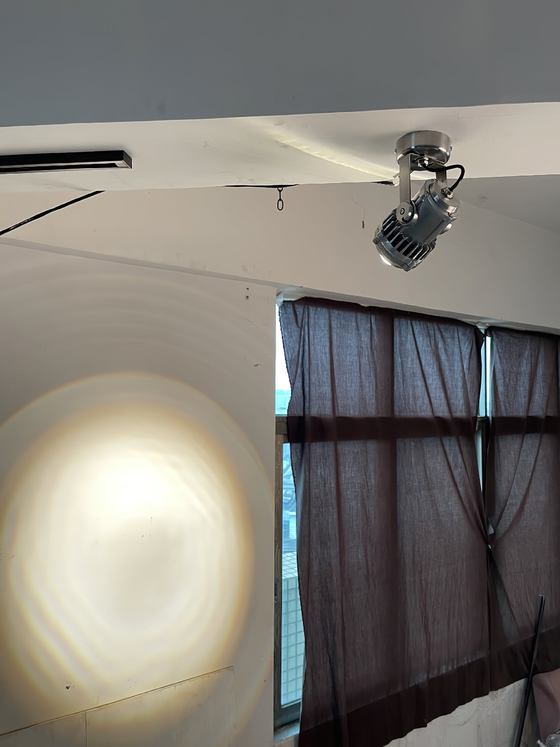 Ivinan Retro Industrial Glass Spotlight - Letslighting