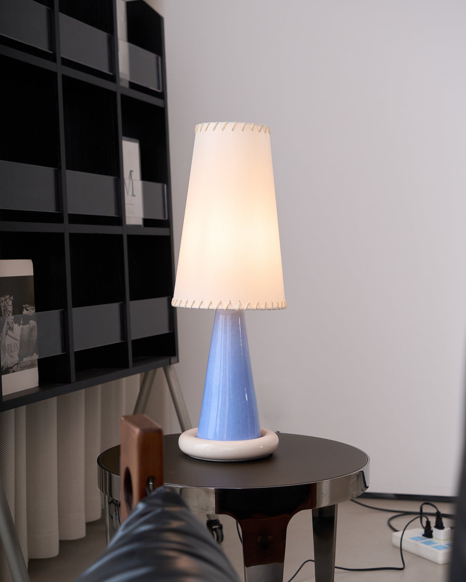 Rhett Modern Ceramic Table Lamp - Letslighting
