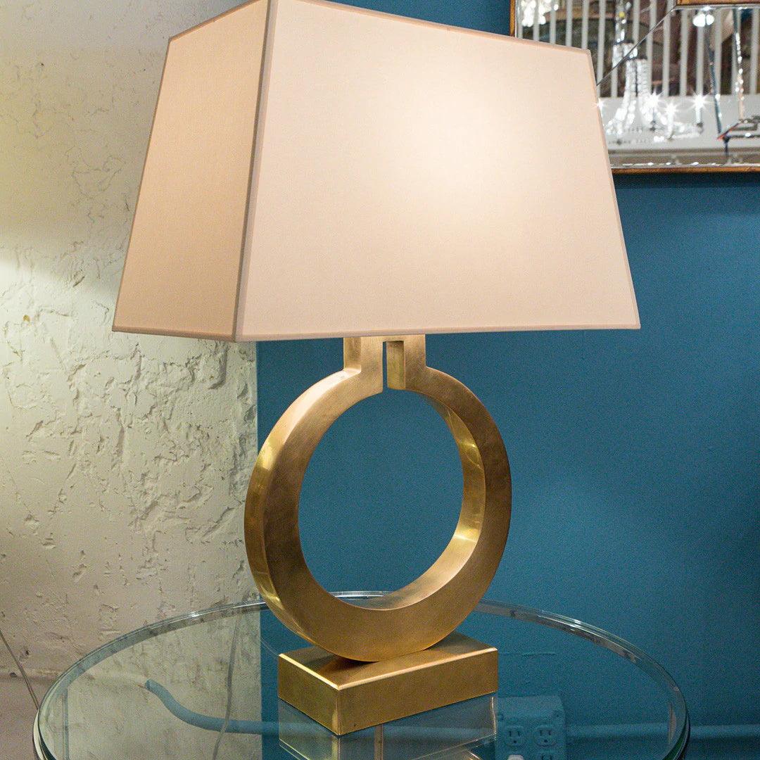Vantor Fabric Minimalist Table Lamp - Letslighting
