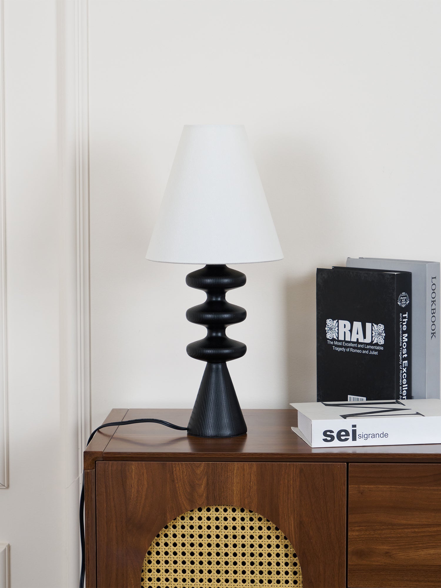 Kameron Modern Wood Table Lamp - Letslighting