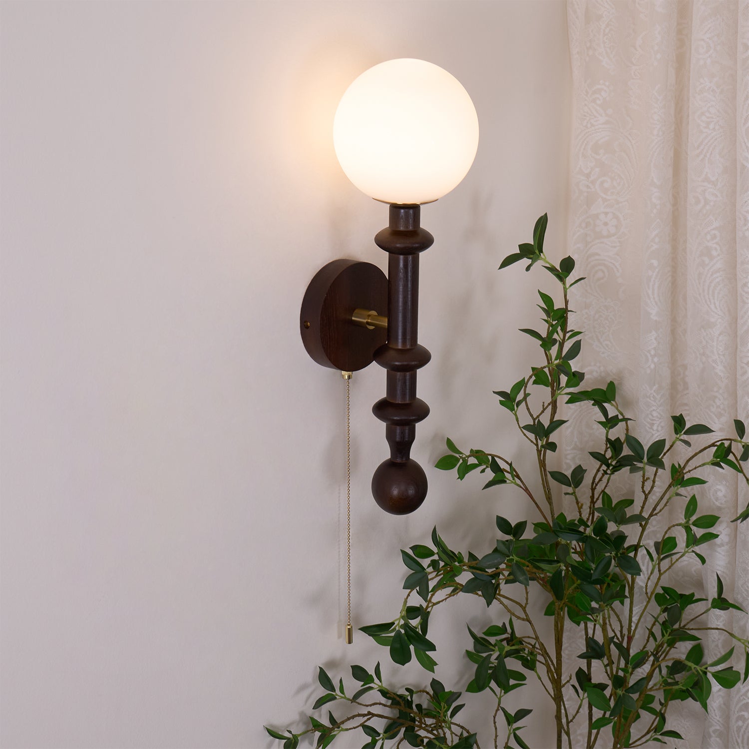 Elmiror Elegance Roman Column Glass Wood Wall Lamp - Letslighting