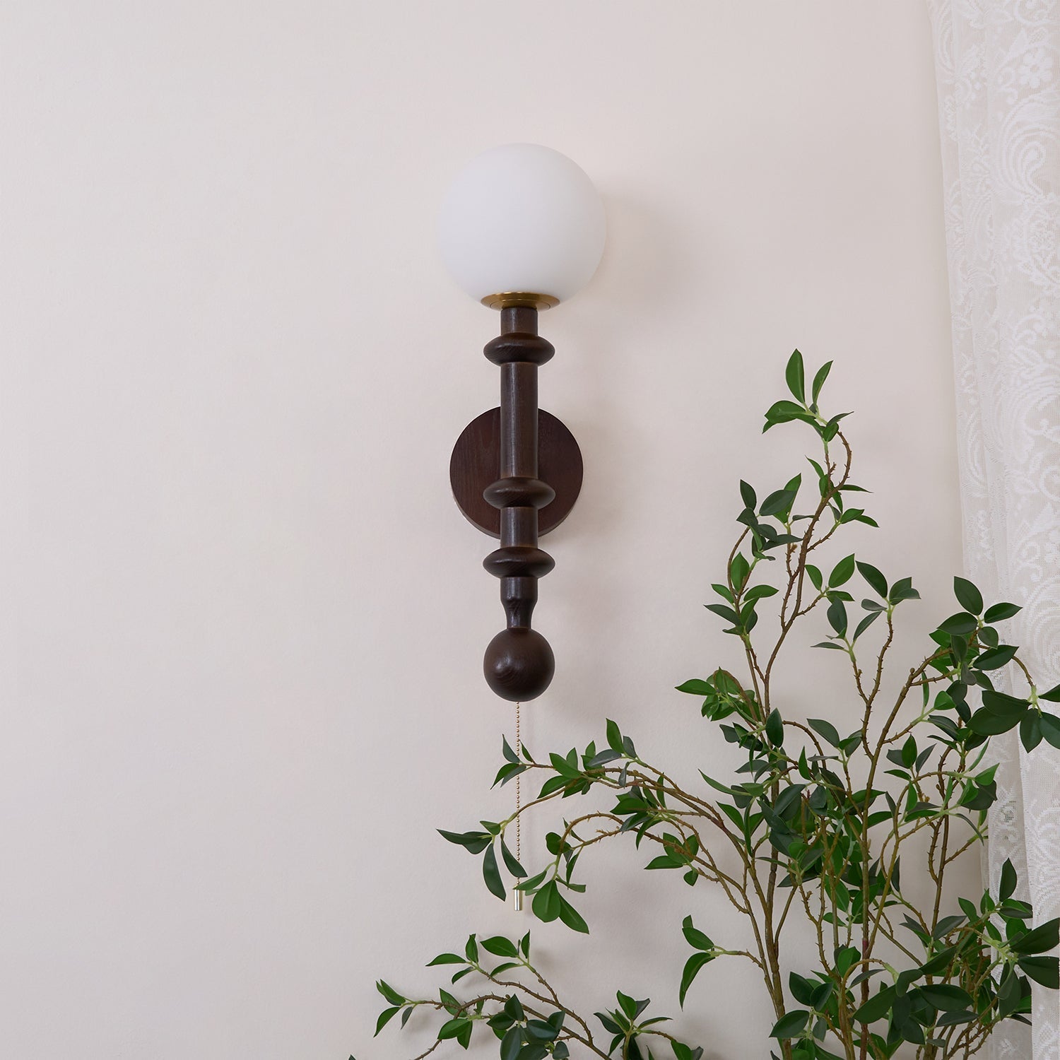 Elmiror Elegance Roman Column Glass Wood Wall Lamp - Letslighting