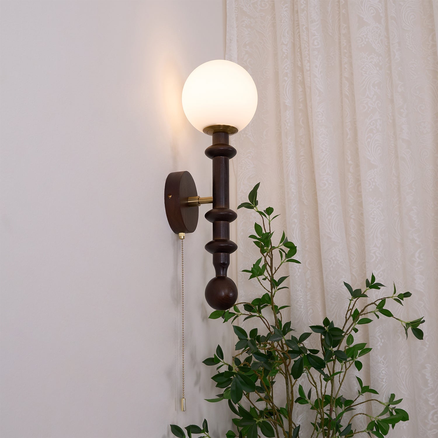 Elmiror Elegance Roman Column Glass Wood Wall Lamp - Letslighting