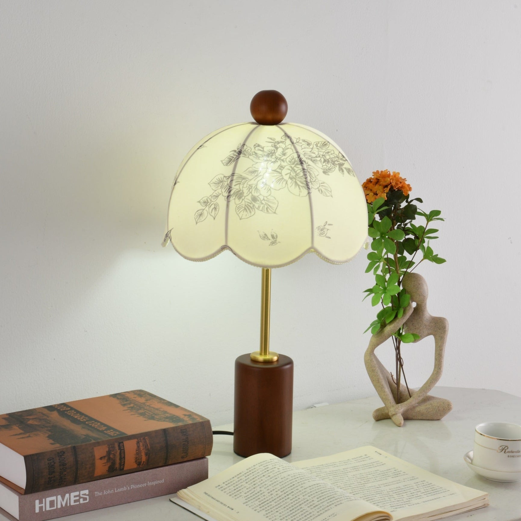 Quinn Vintage Fabric Table Lamp - Letslighting