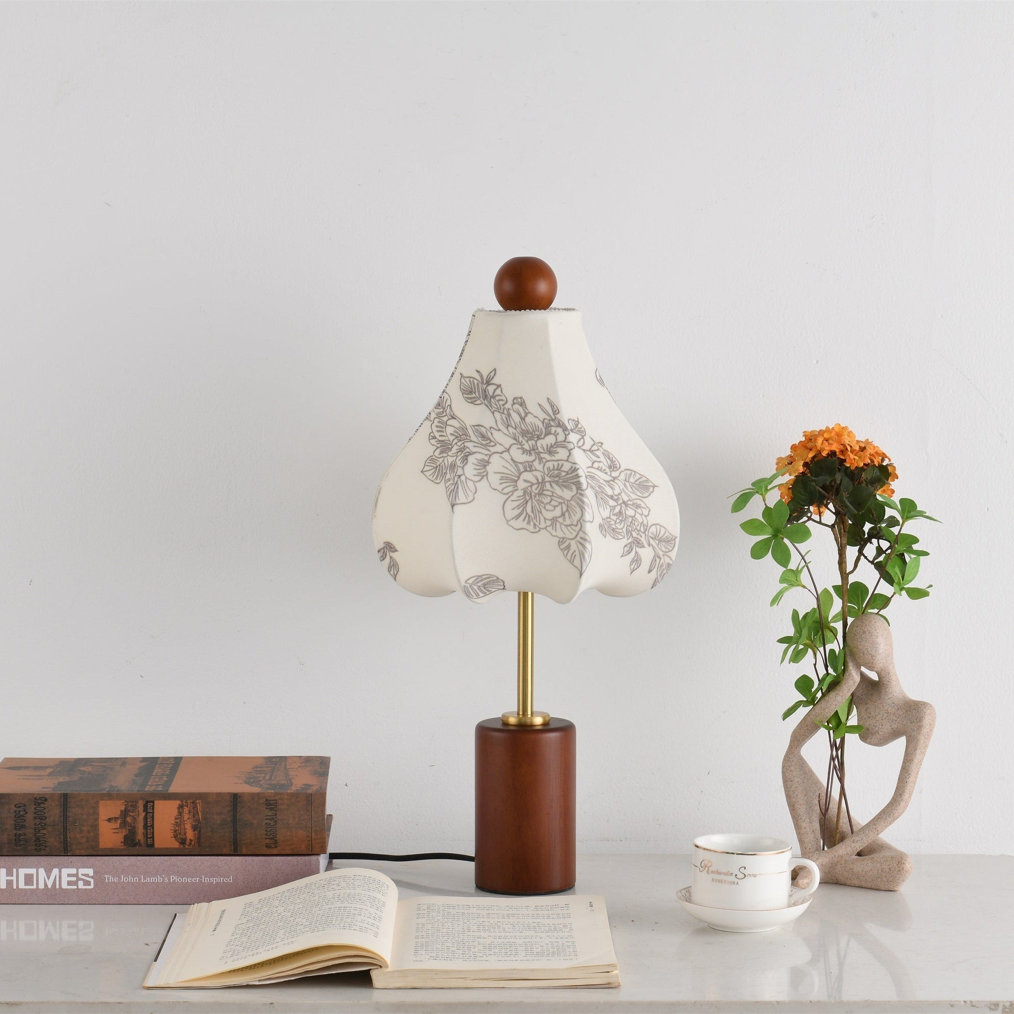 Quinn Vintage Fabric Table Lamp - Letslighting