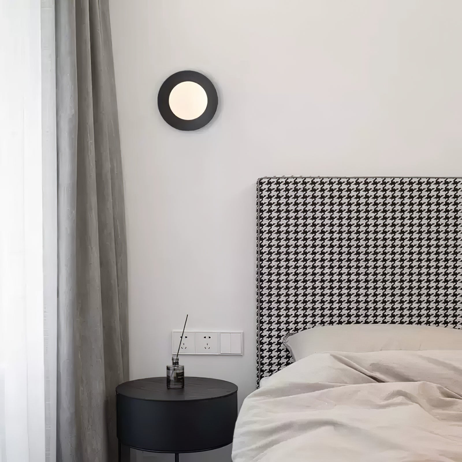 Godfrey Modern Minimalist Round Art Brass Glass Wall Lamp - Letslighting