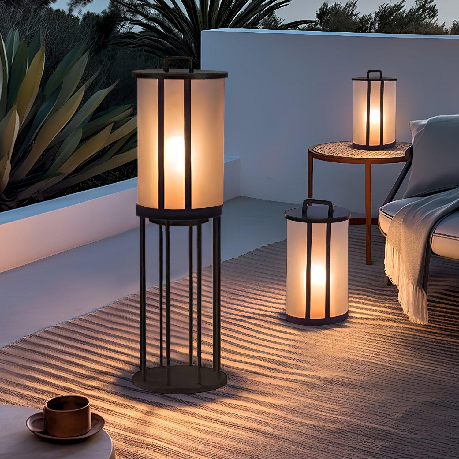 Ray Round Pillar Lantern Outdoor Light