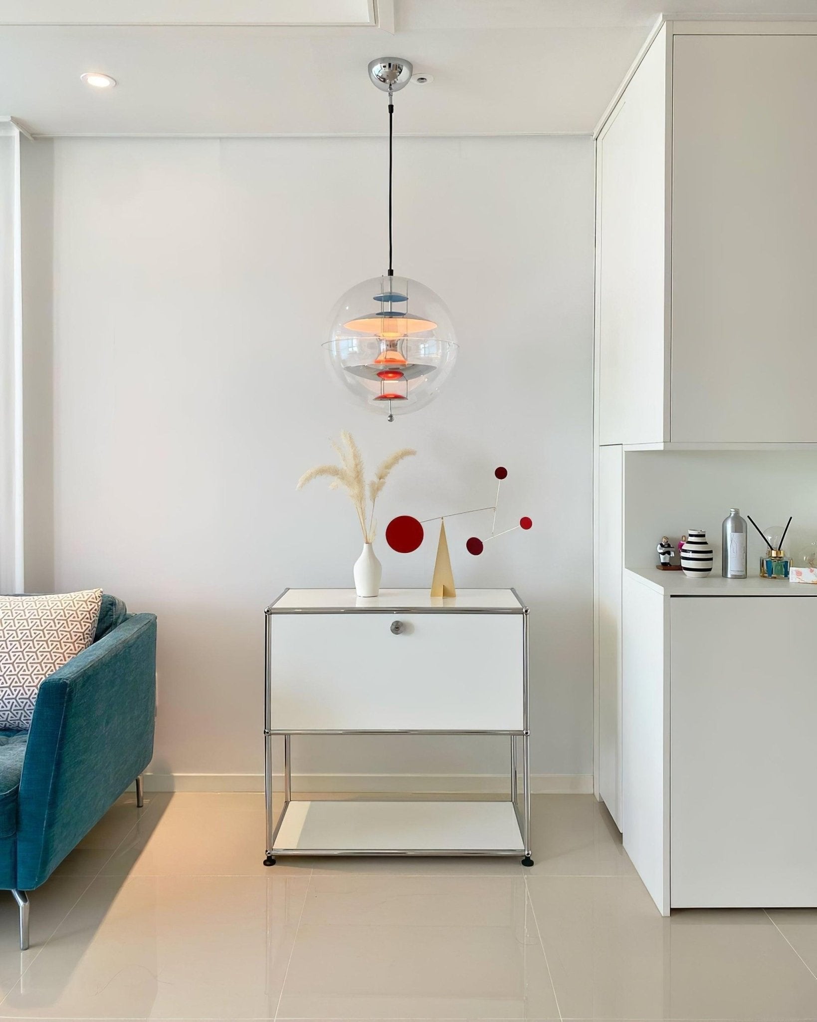 Caleca Futuristic Pendant Lamp - Letslighting
