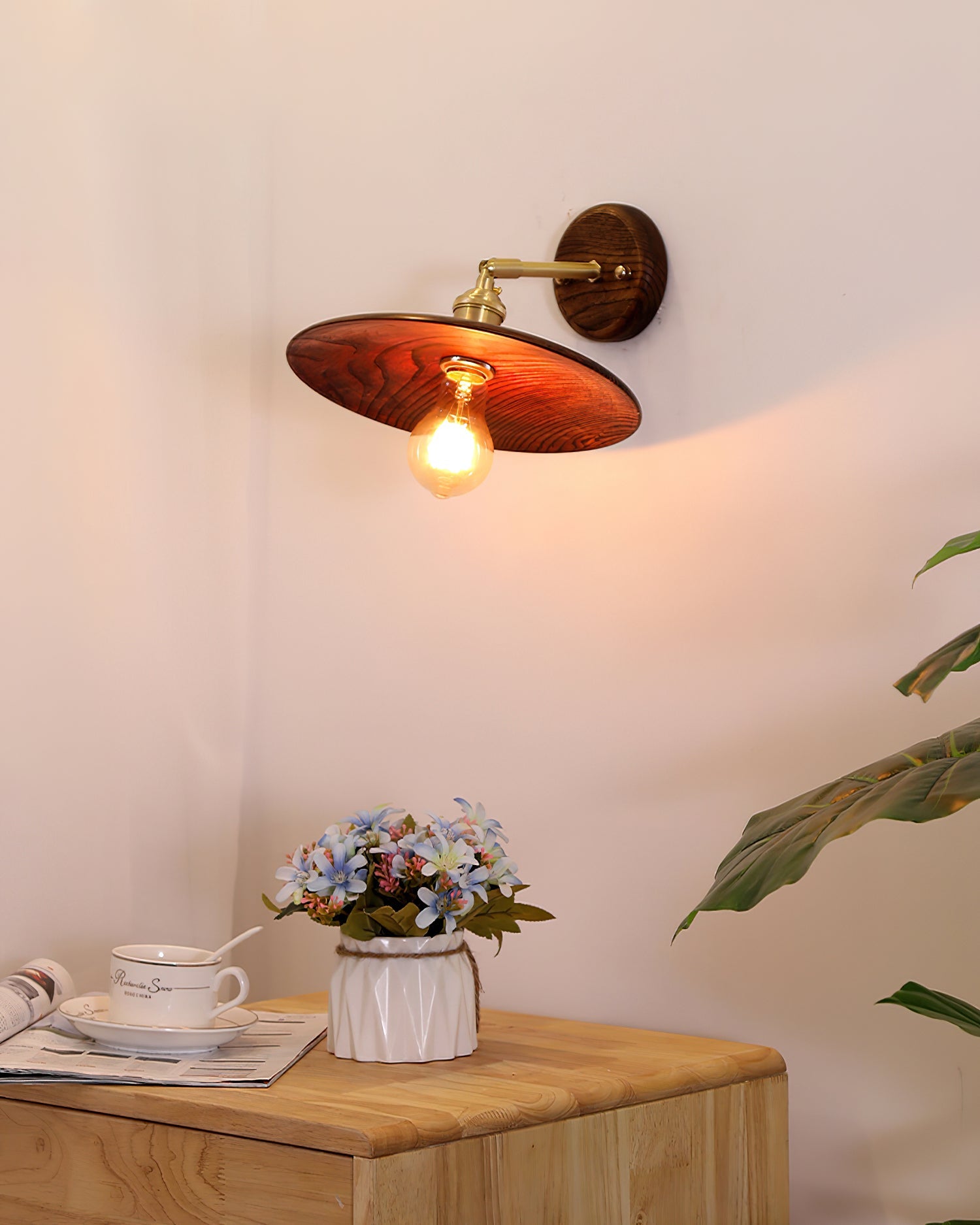 Runia Wall Lamp Rotatable Wood - Letslighting