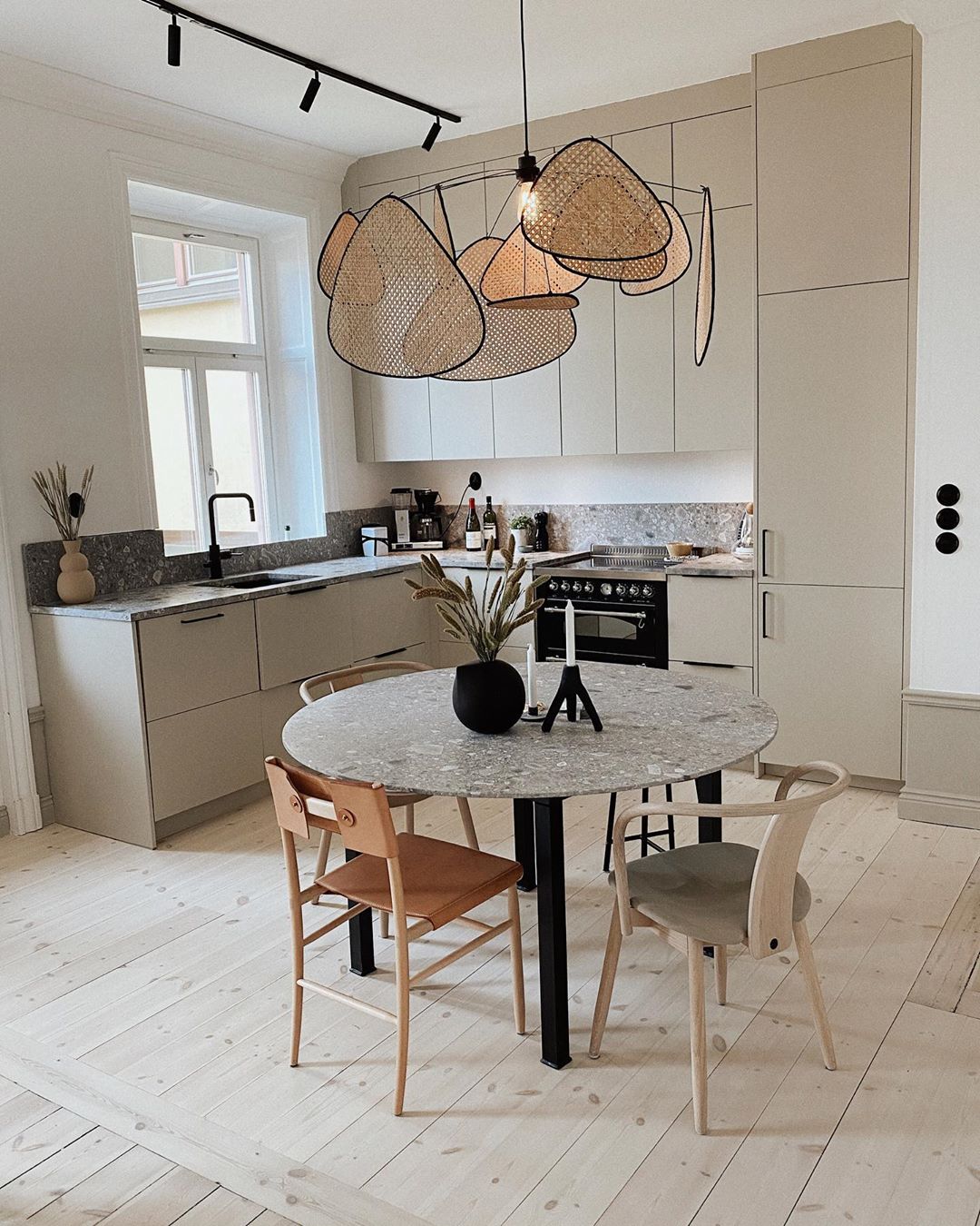 Lustra Pendant Light Rattan Swag Industrial - Letslighting