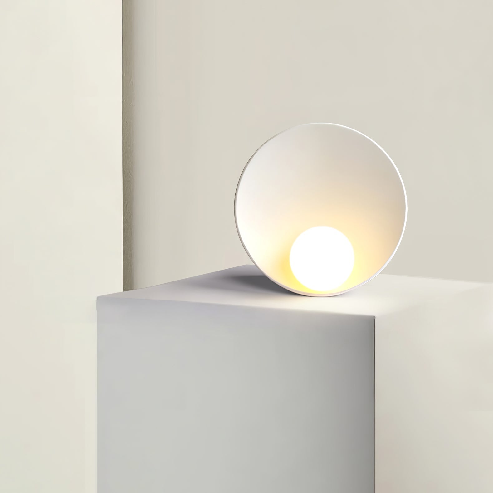Ersila Modern Minimalist Resin Wall Lamp - Letslighting