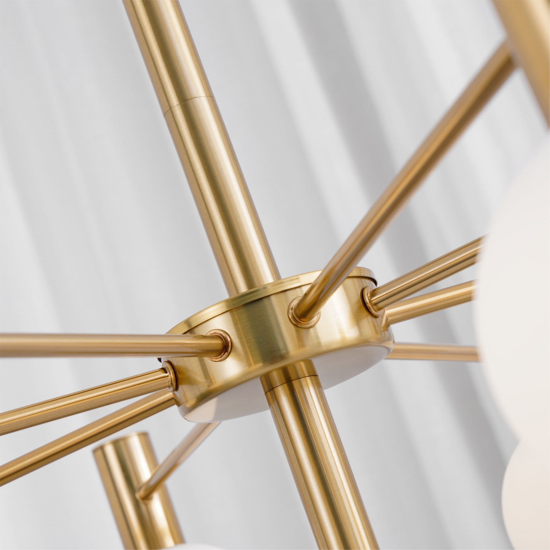 Lustra Chandelier Globe Glass Gold Frame Modern - Letslighting