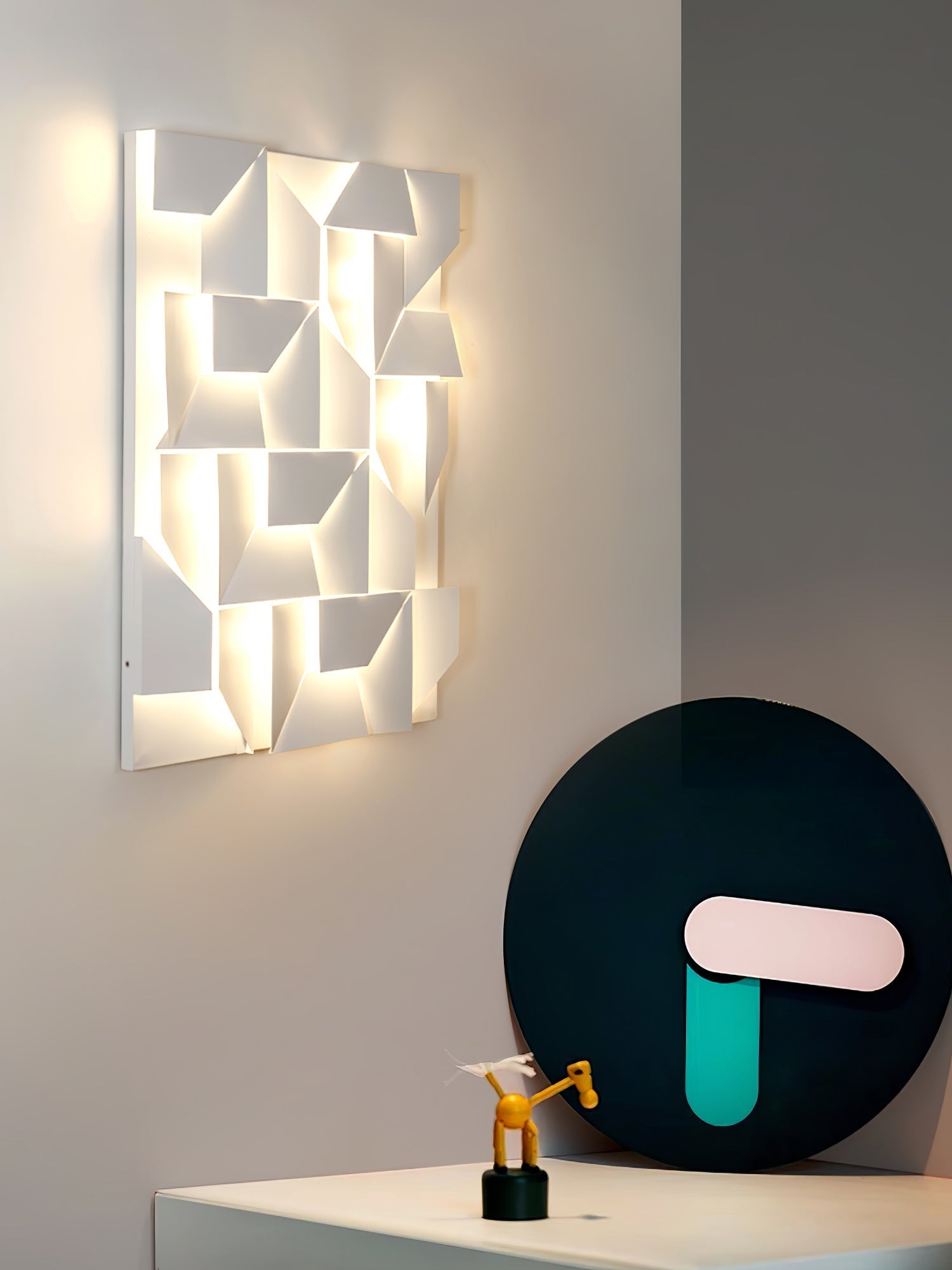 Zoliria Shadows Rechargeable Grand Sconce Wall lamp - Letslighting