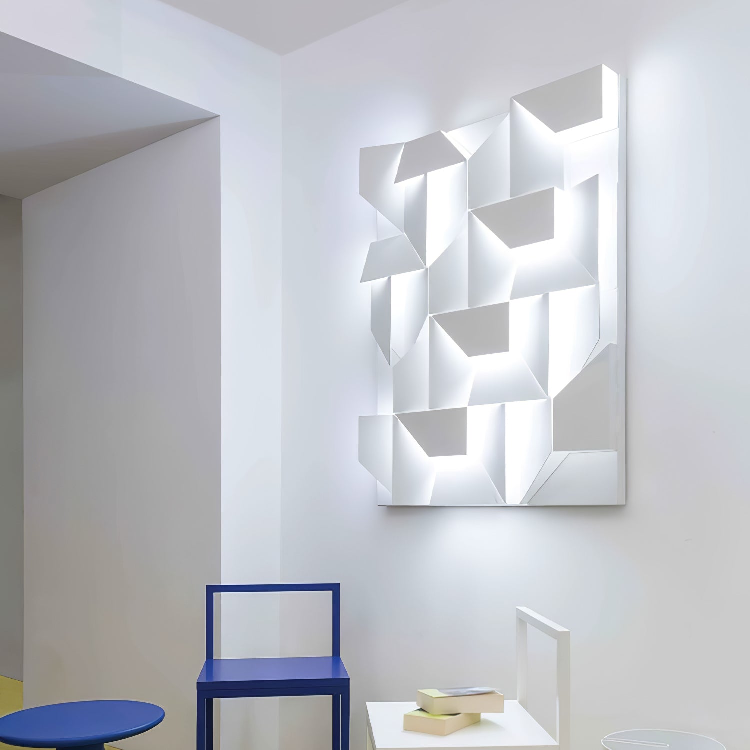 Arthaen Shadows Grand Sconce Wall lamp - Letslighting