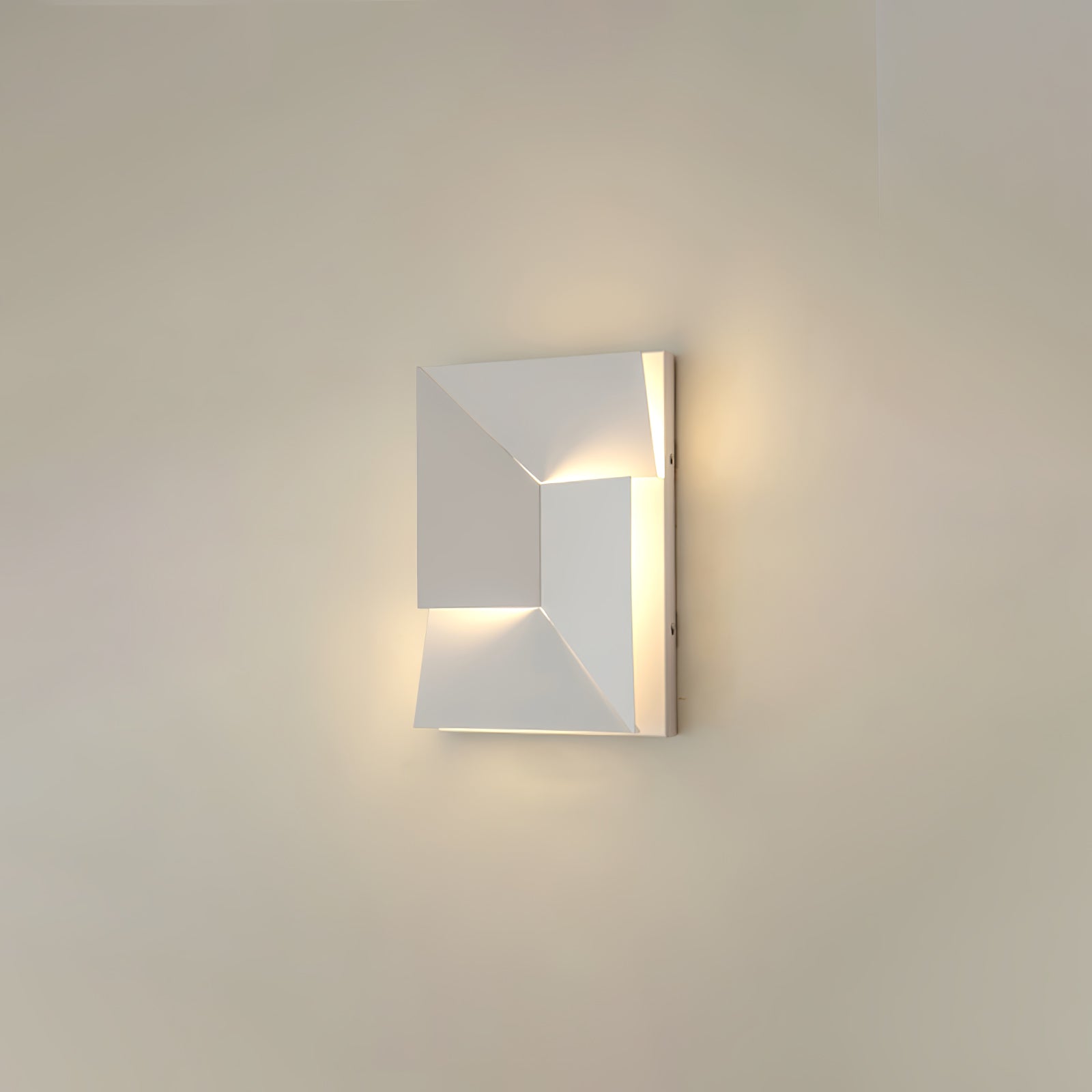 Zoliria Shadows Rechargeable Grand Sconce Wall lamp - Letslighting