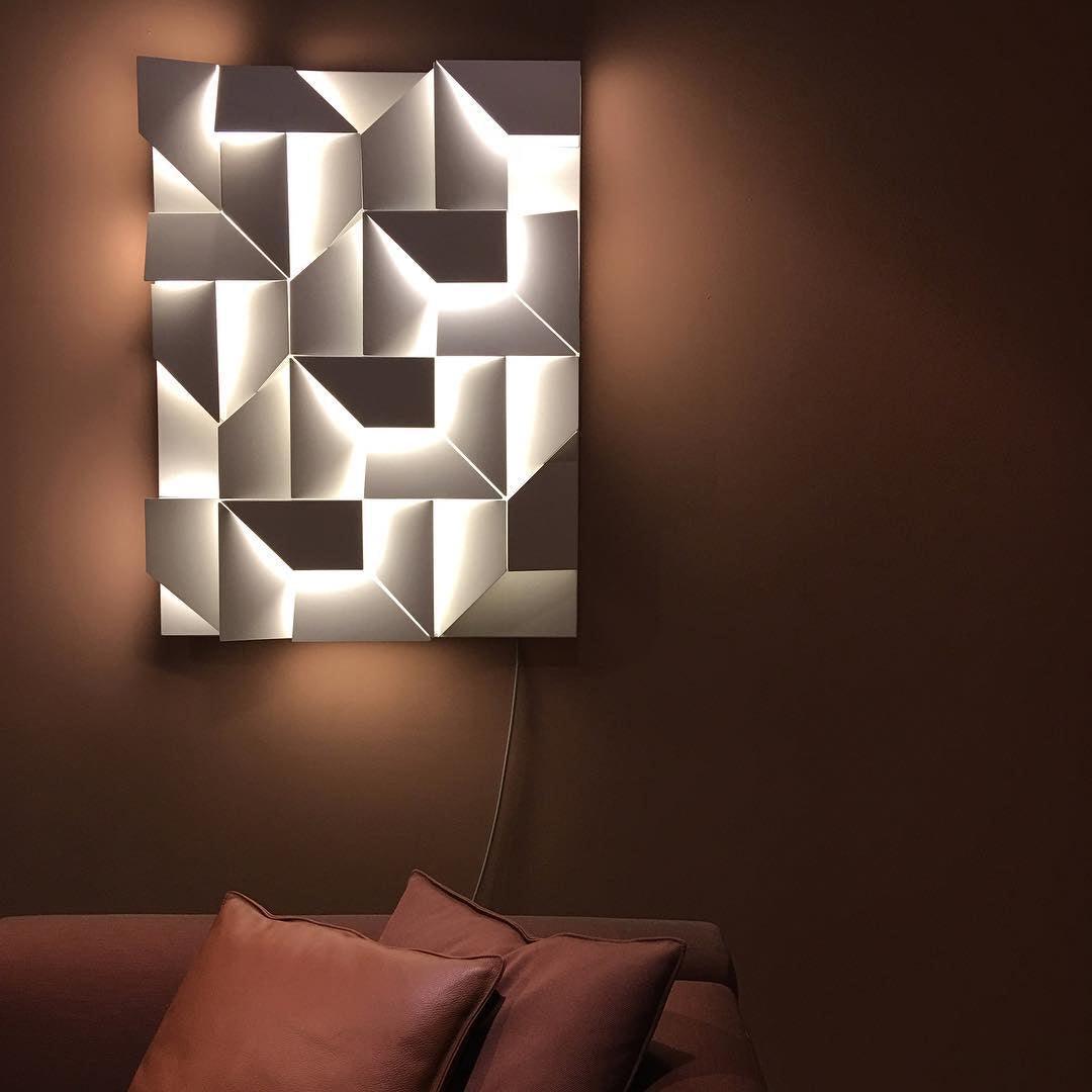 Zoliria Shadows Rechargeable Grand Sconce Wall lamp - Letslighting