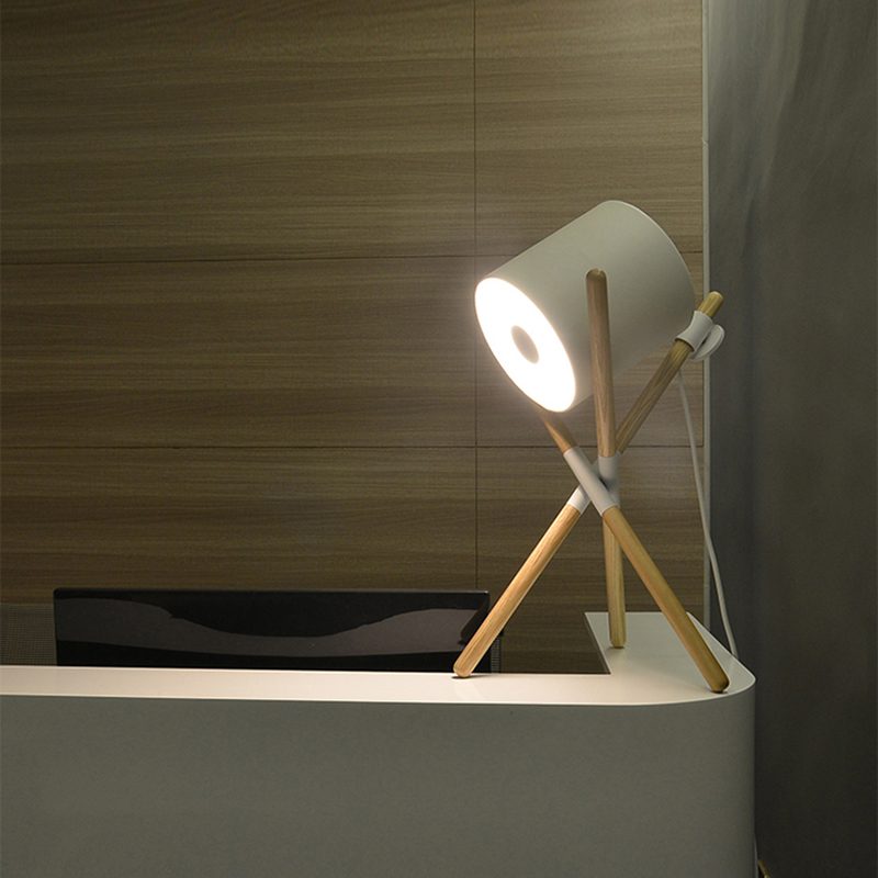 Daphane Modern Table Lamp - Letslighting