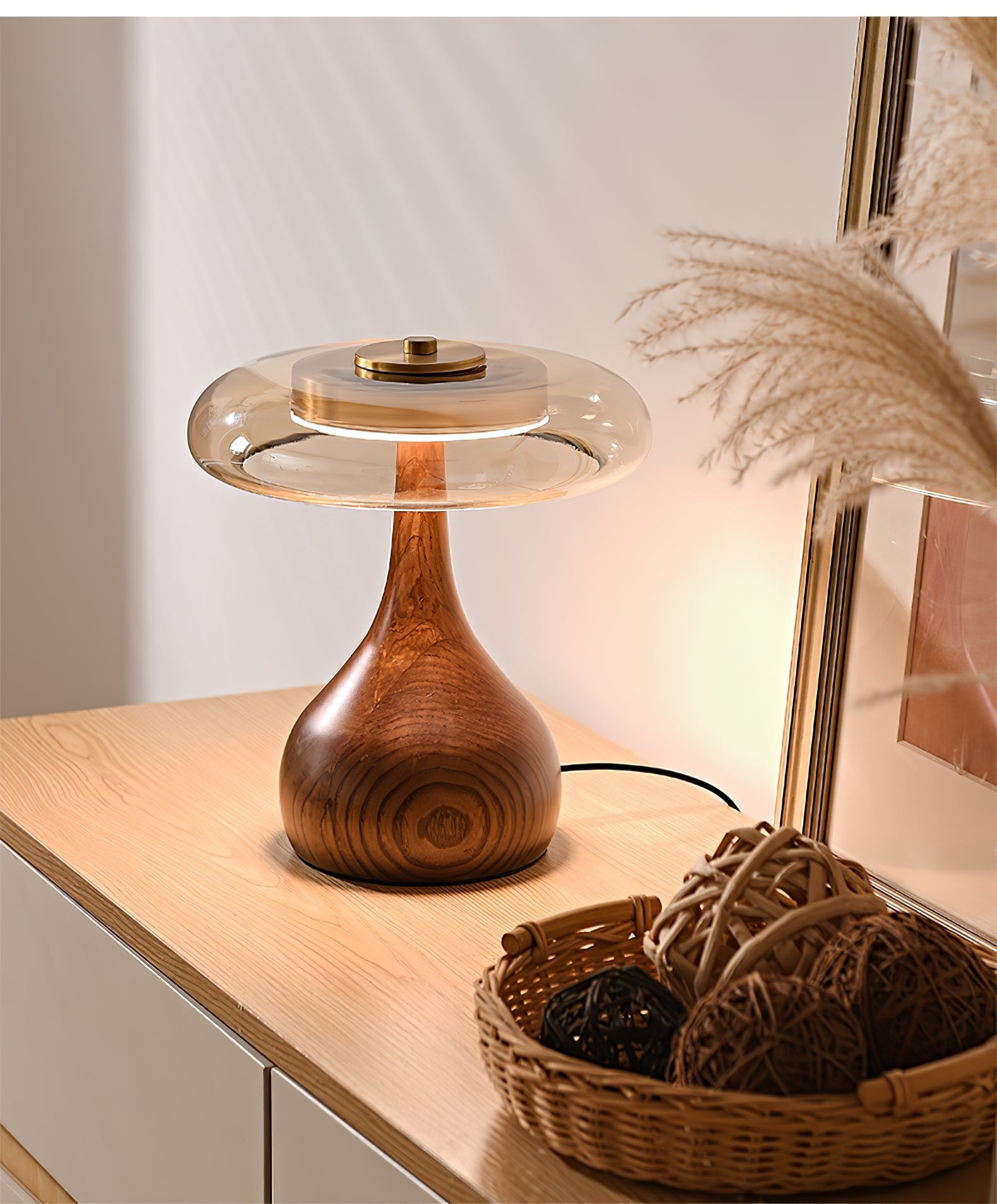Brittany Modern Wood Table Lamp - Letslighting