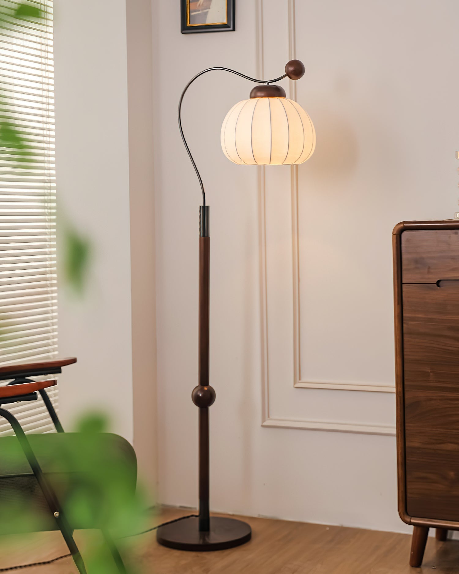 Thalis Silk Wood Floor Lamp - Letslighting