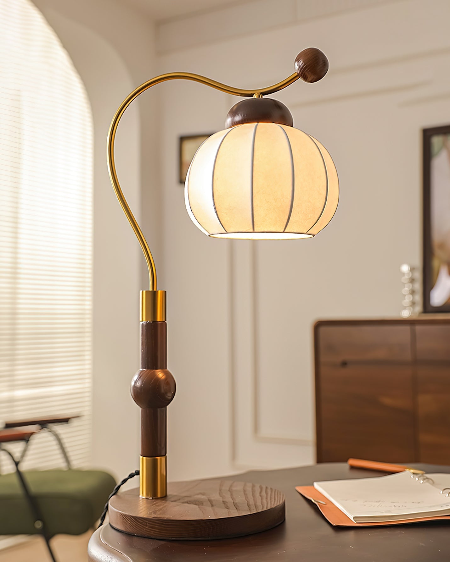 Zyran Silk Wood Retro Table Lamp - Letslighting
