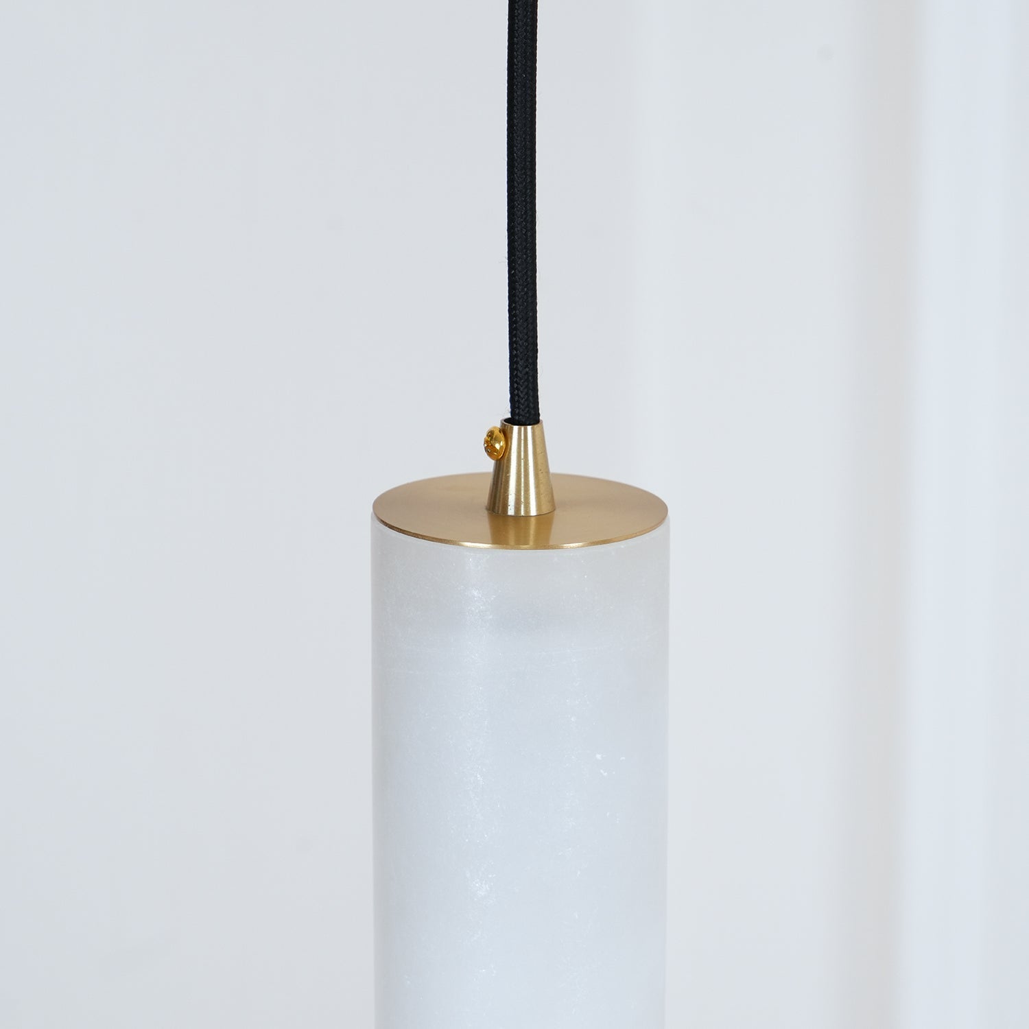 Nyxara Cluster Alabaster Pendant Light - Letslighting