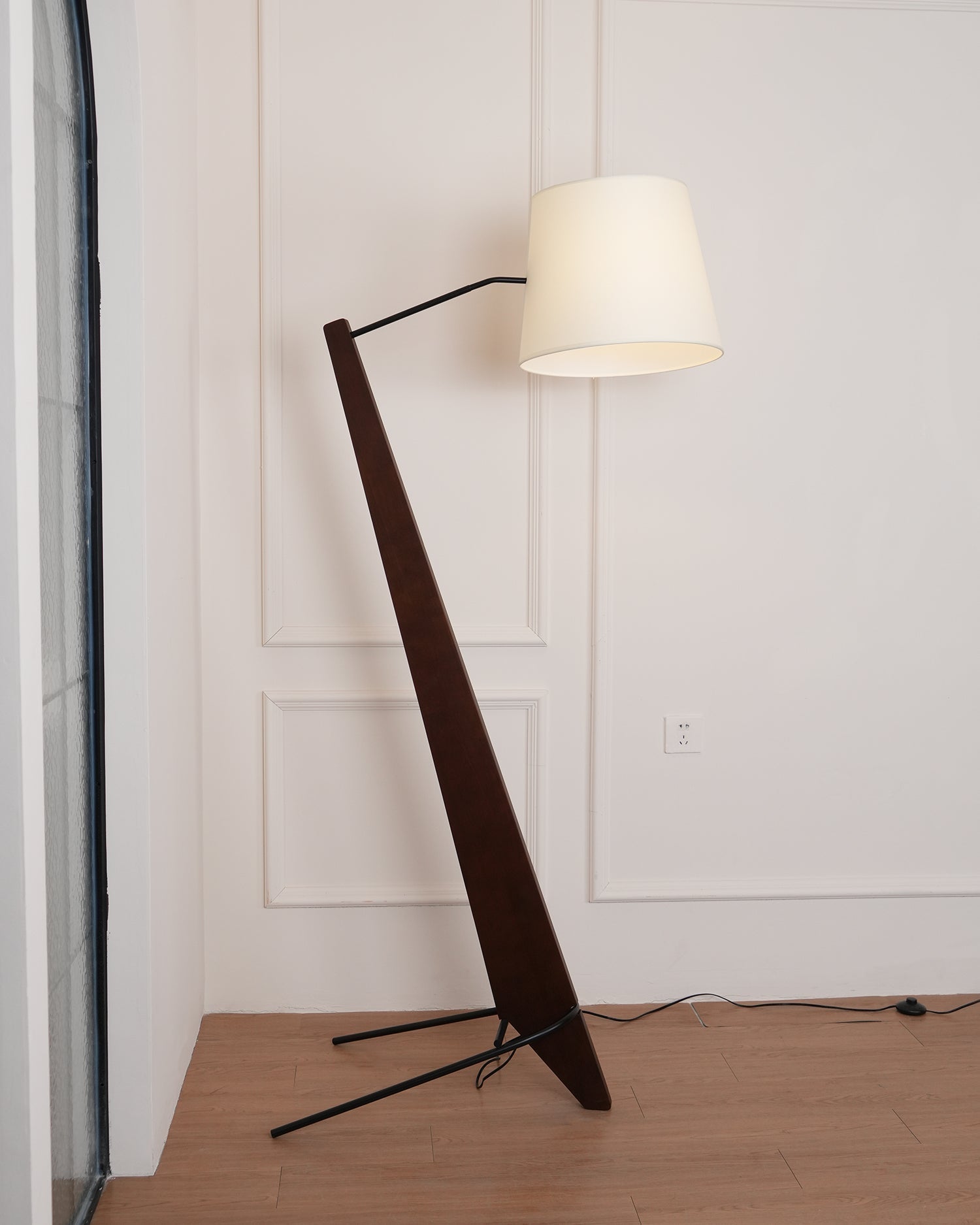 Torix Wood Fabric Floor Lamp - Letslighting