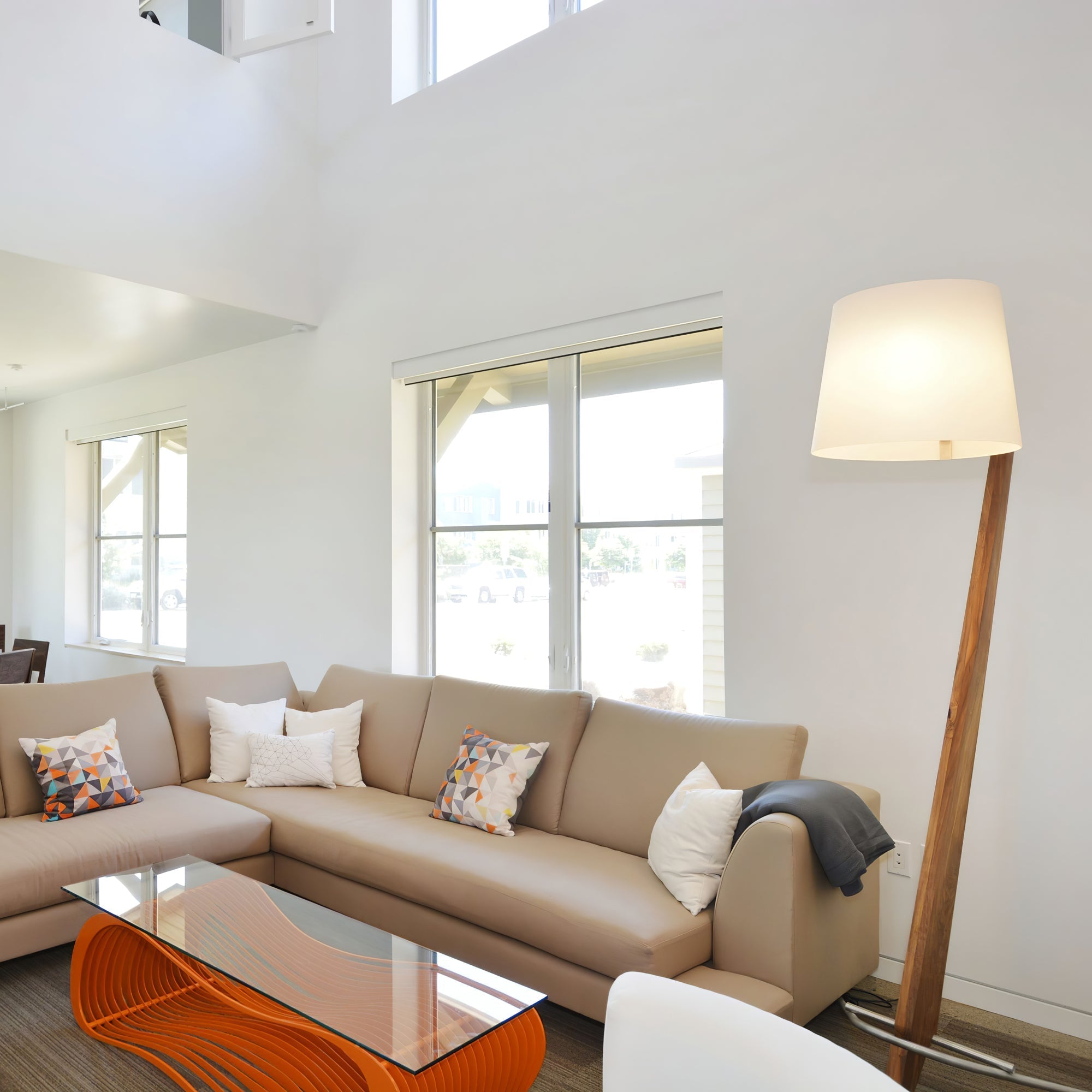 Torix Wood Fabric Floor Lamp - Letslighting