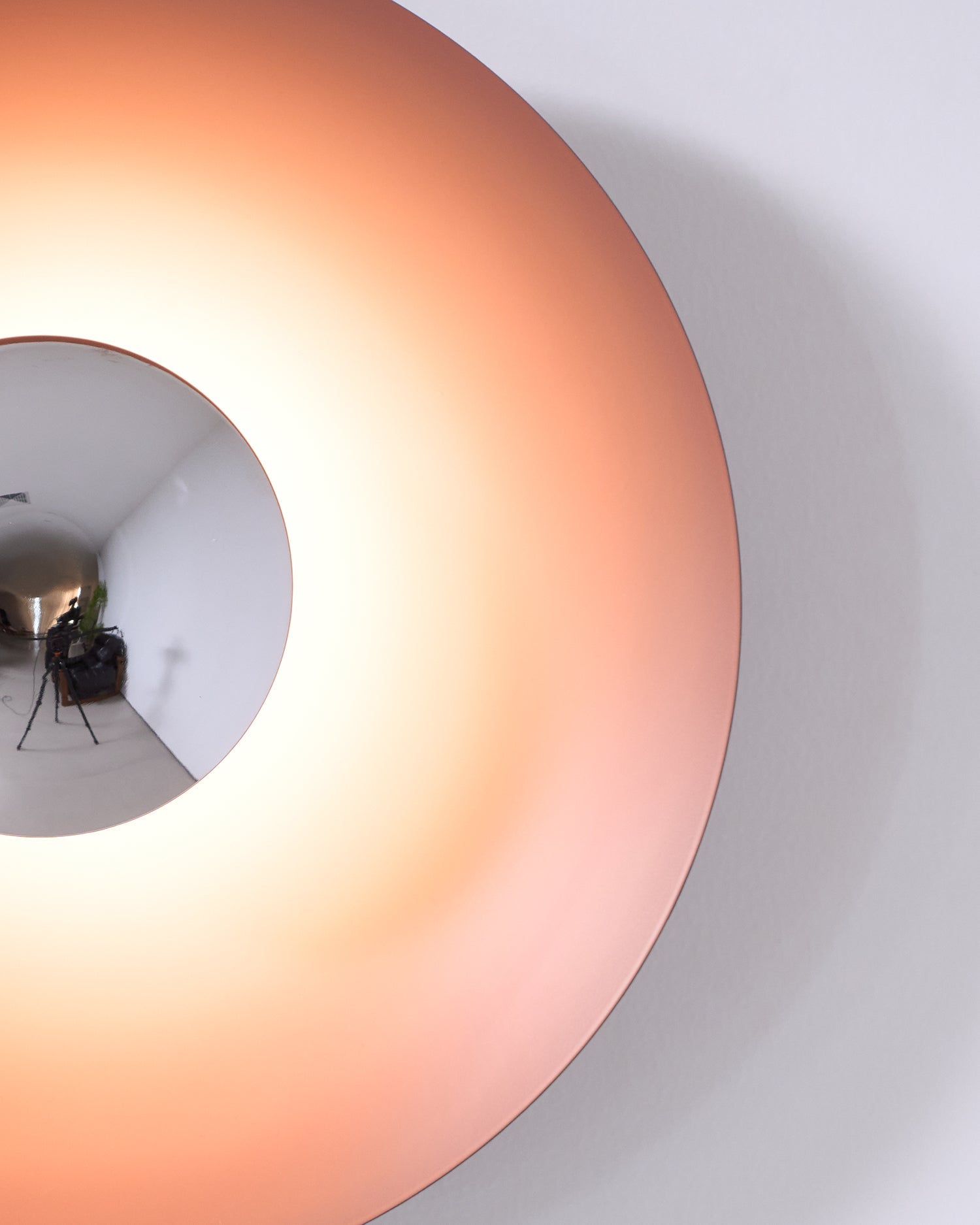 Peacemaker Elegance Simplicity Glow Wall Light - Letslighting