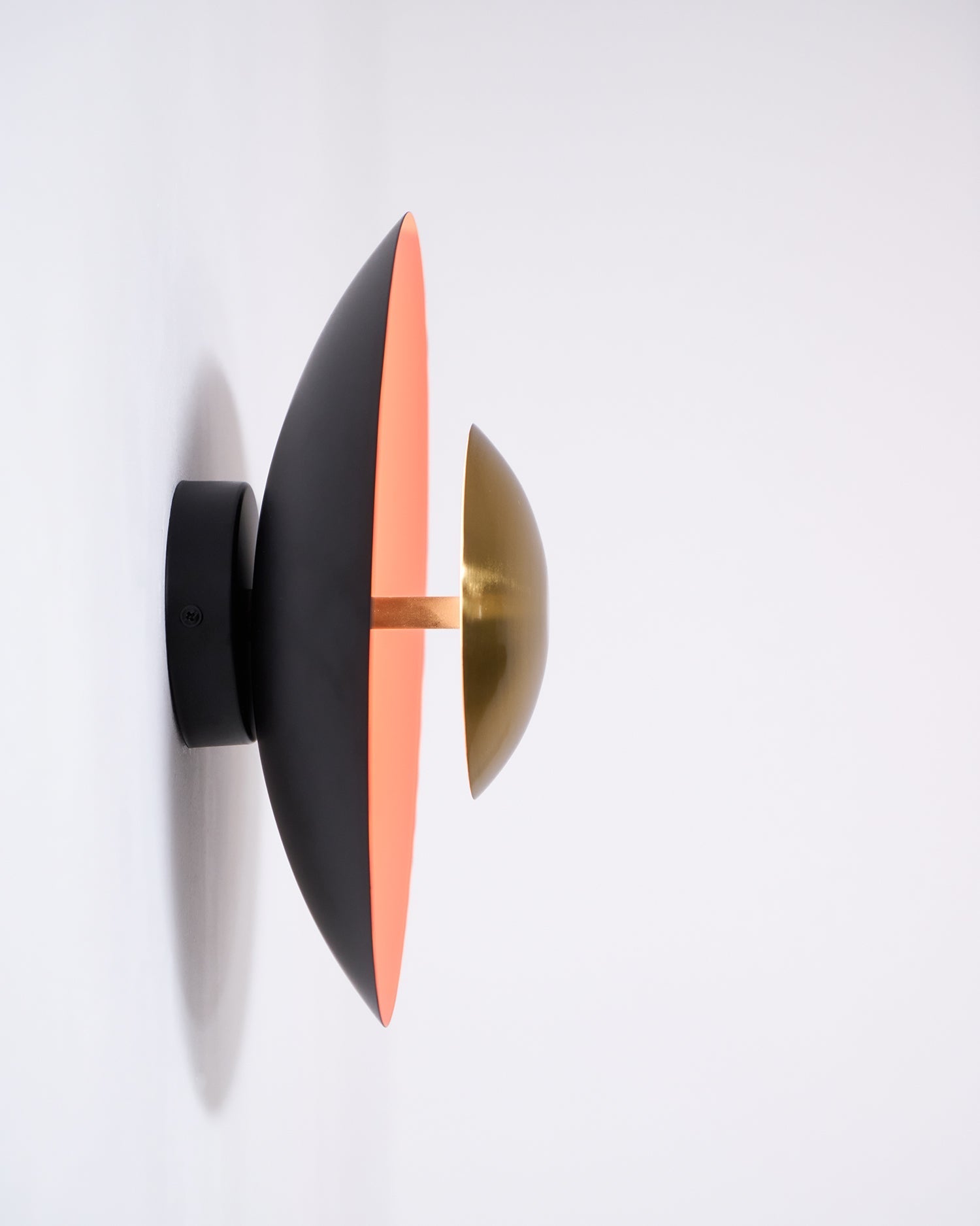 Peacemaker Elegance Simplicity Glow Wall Light - Letslighting