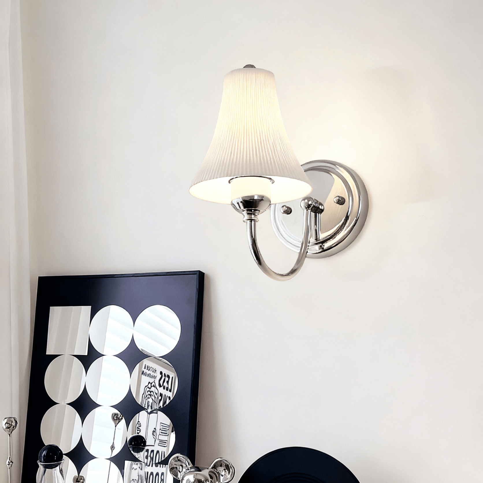 Slim Modern Metal & Ceramics Wall Light