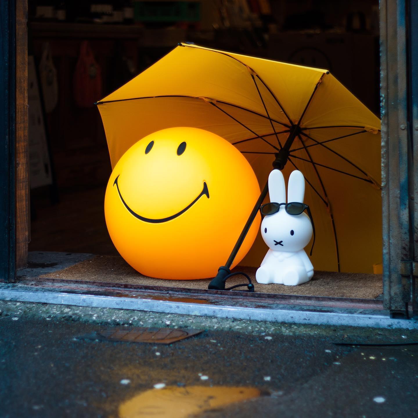 Fiera Plastic Playful Table Lamp - Letslighting