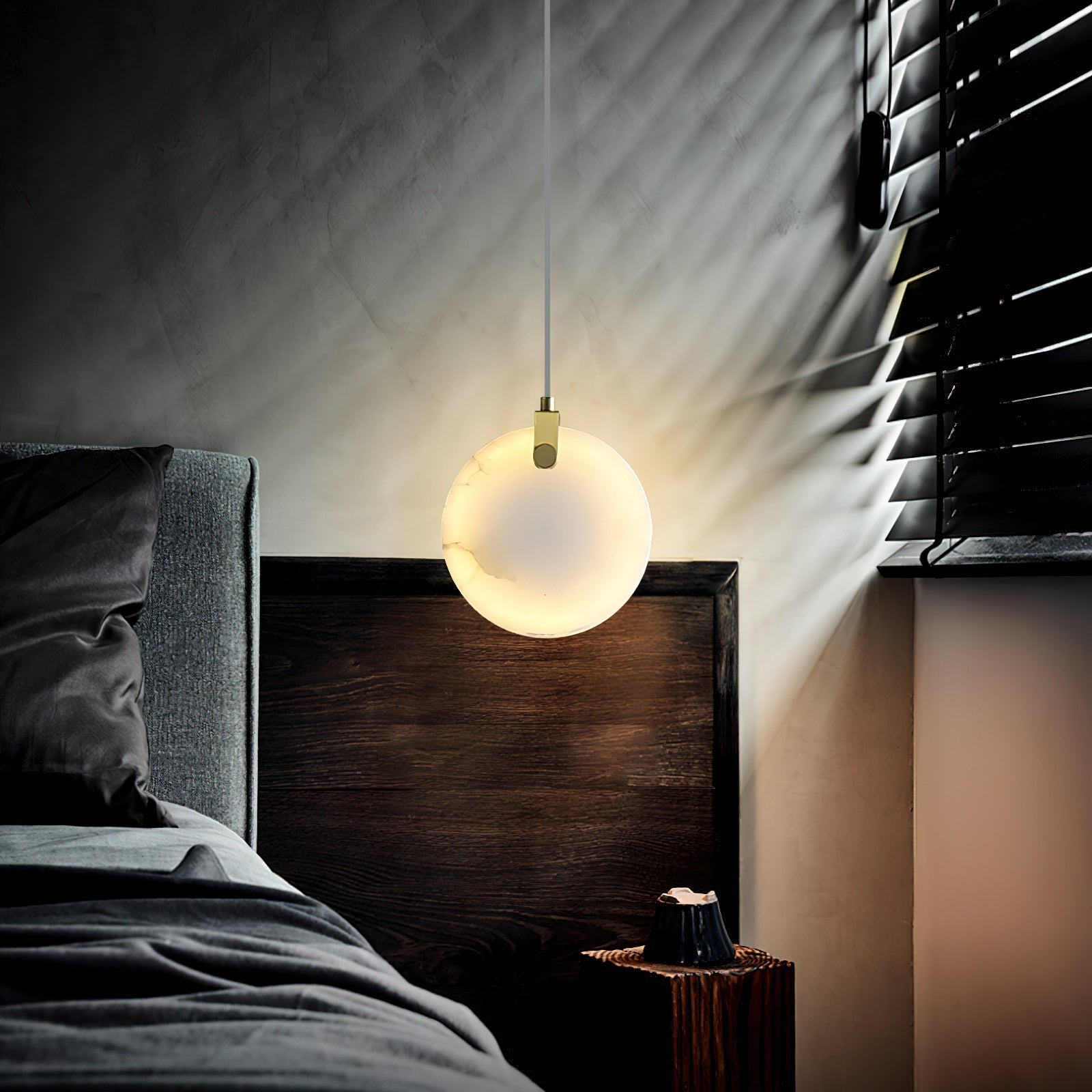 Utalionis Modern Minimalist Brass Alabaster Pendant Light - Letslighting