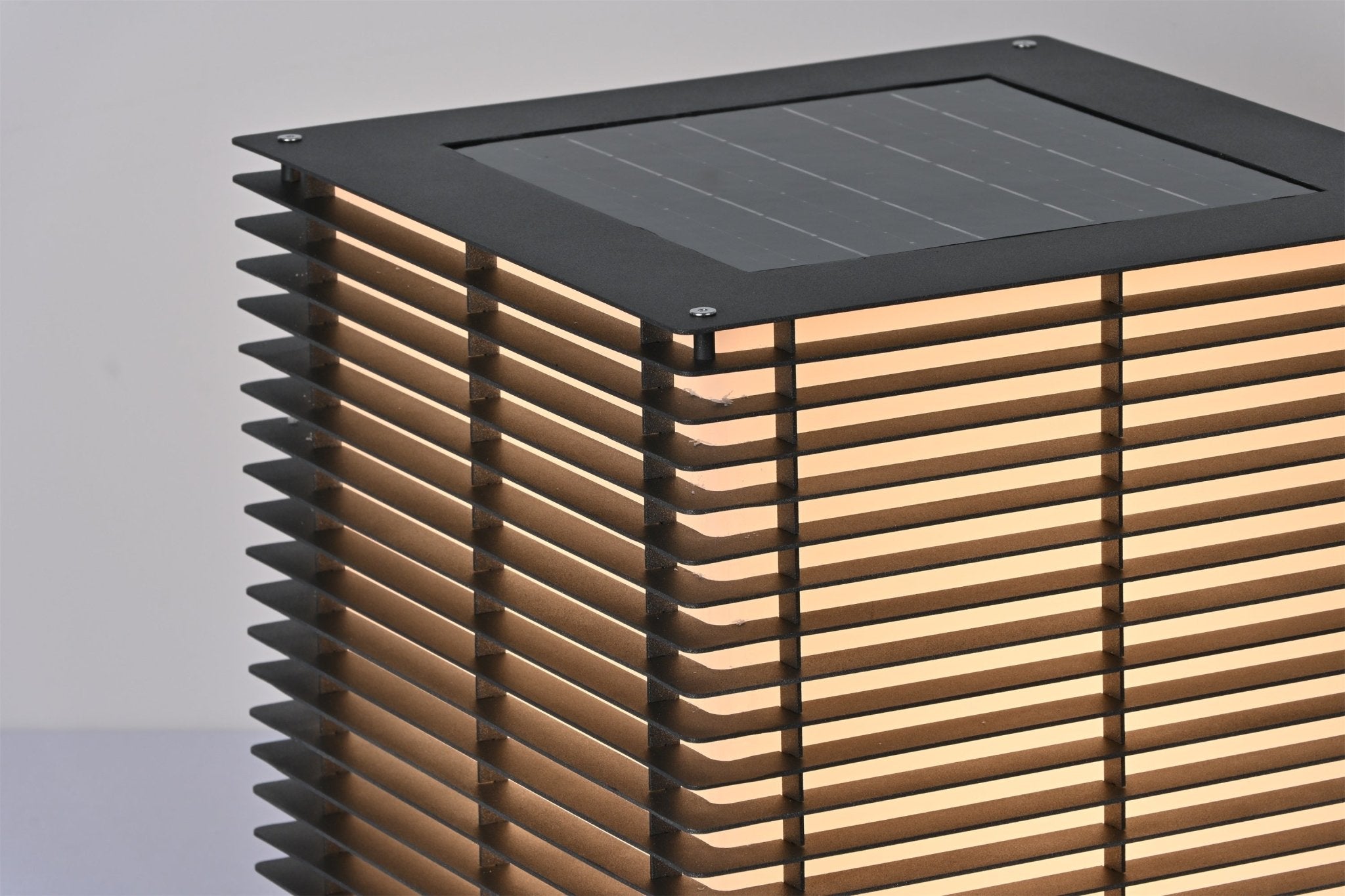Eryon Solar Grid Outdoor Light - Letslighting